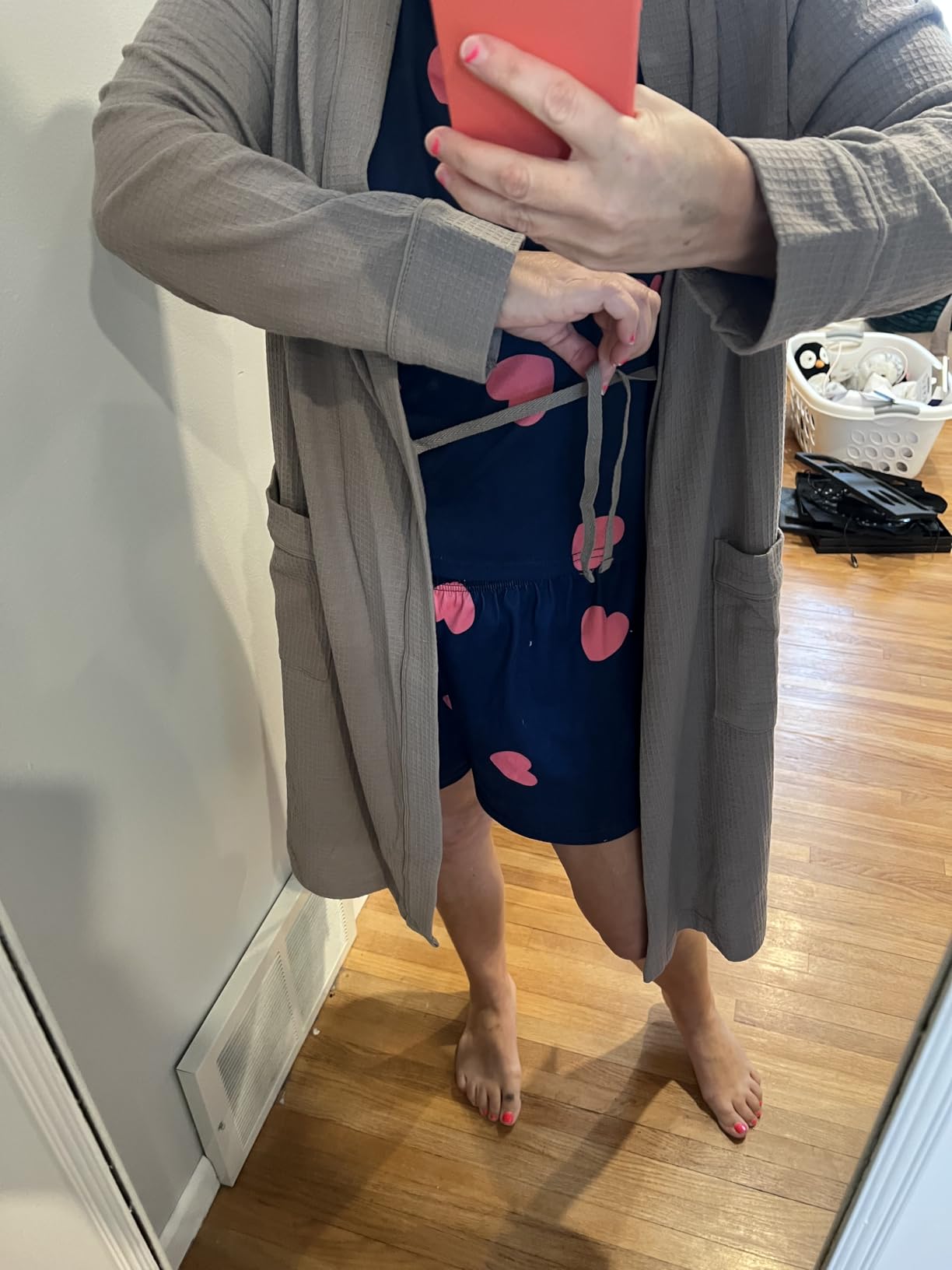 Amazon Essentials Women's Lightweight Waffle Full-Length Bath Robe (Available in Plus Size) customer photo 1