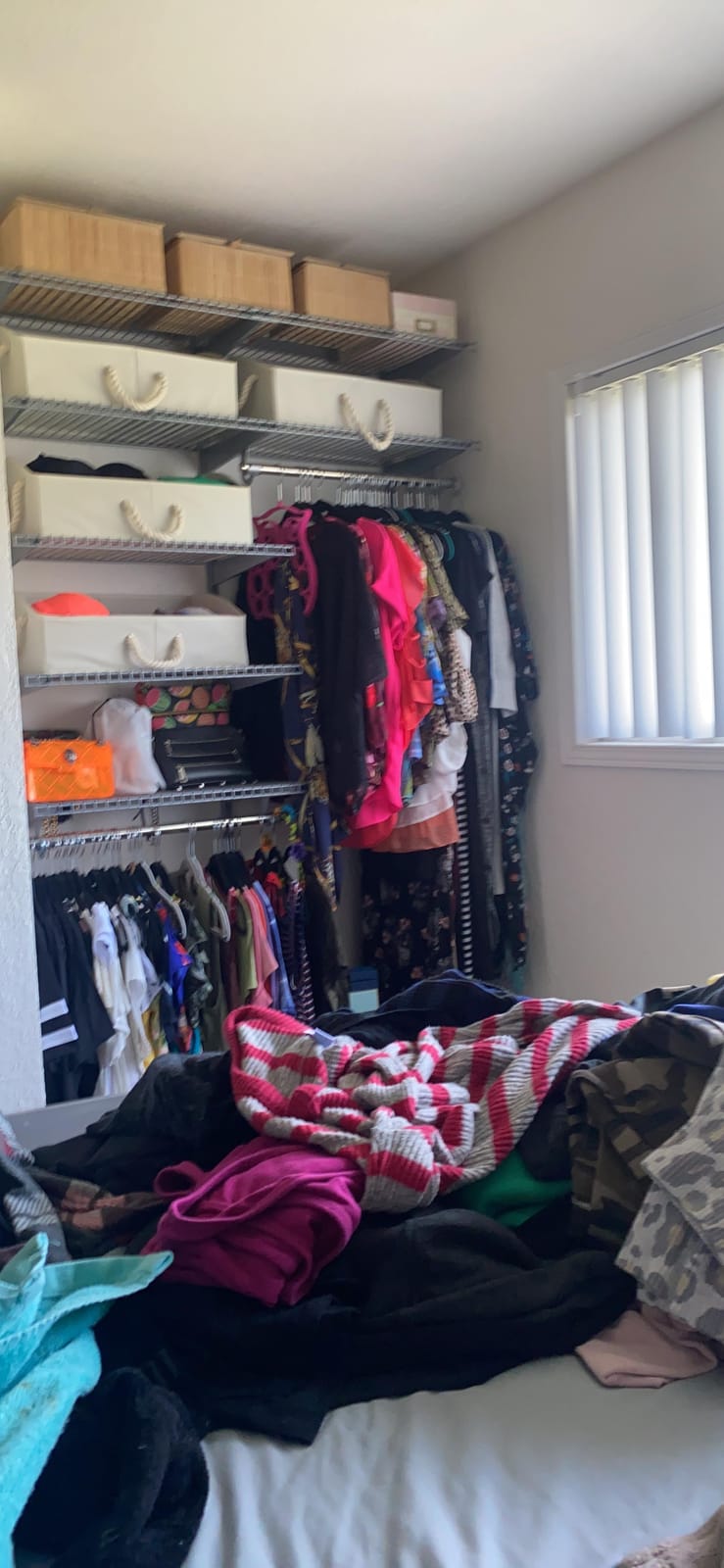 Tangkula 4 to 6 FT Custom Closet System, Wall Mounted With Hanging Rod, Metal Storage Organizer Rack Wardrobe With Shelves, Adjustable Kit for Bedroom customer photo 2