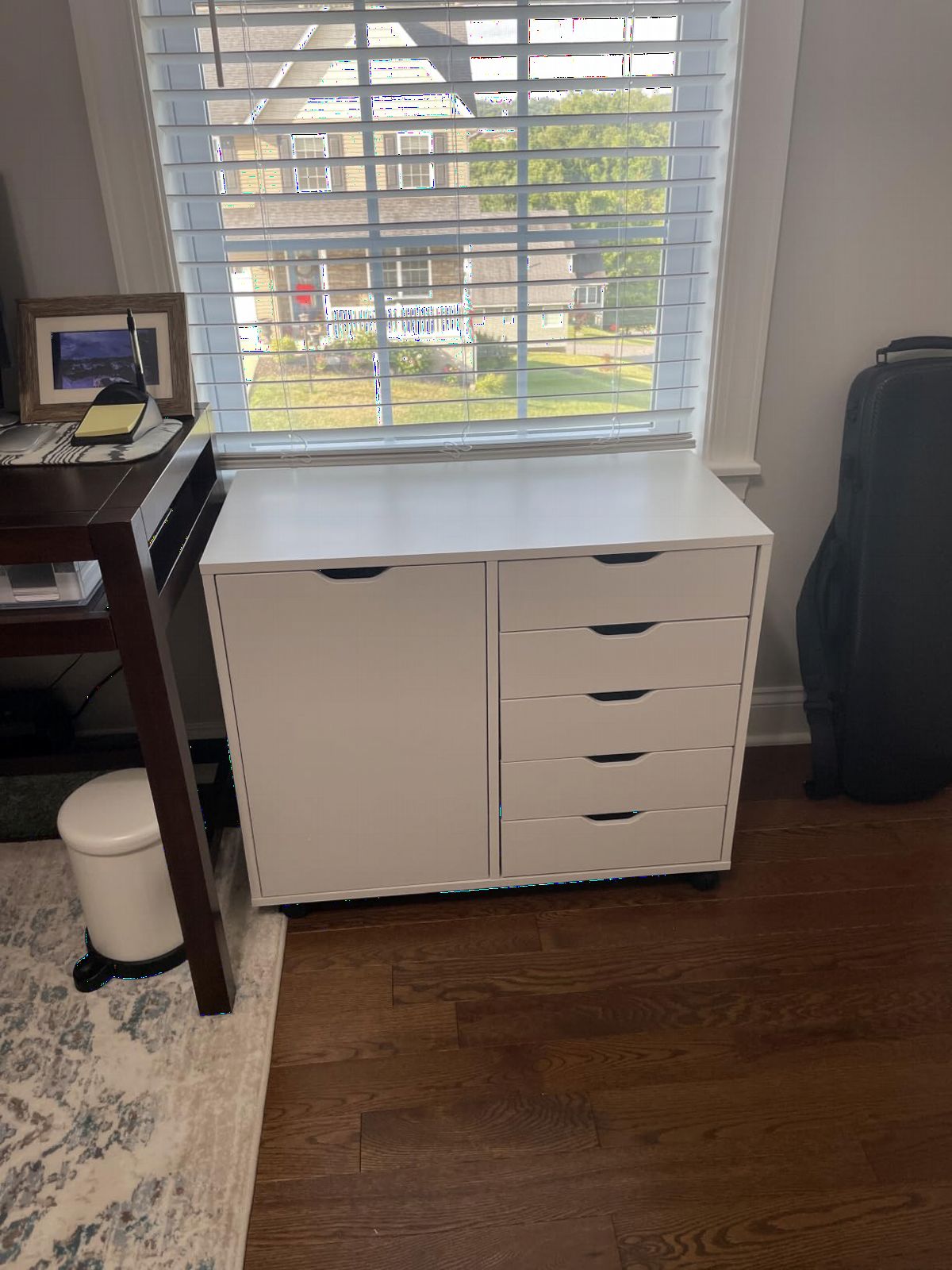 DEVAISE 5-Drawer Wood Drawer Cabinet, Office Storage Cabinet with Adjustable Shelf & Wheels, Printer Stand for Home Office, White customer photo 2