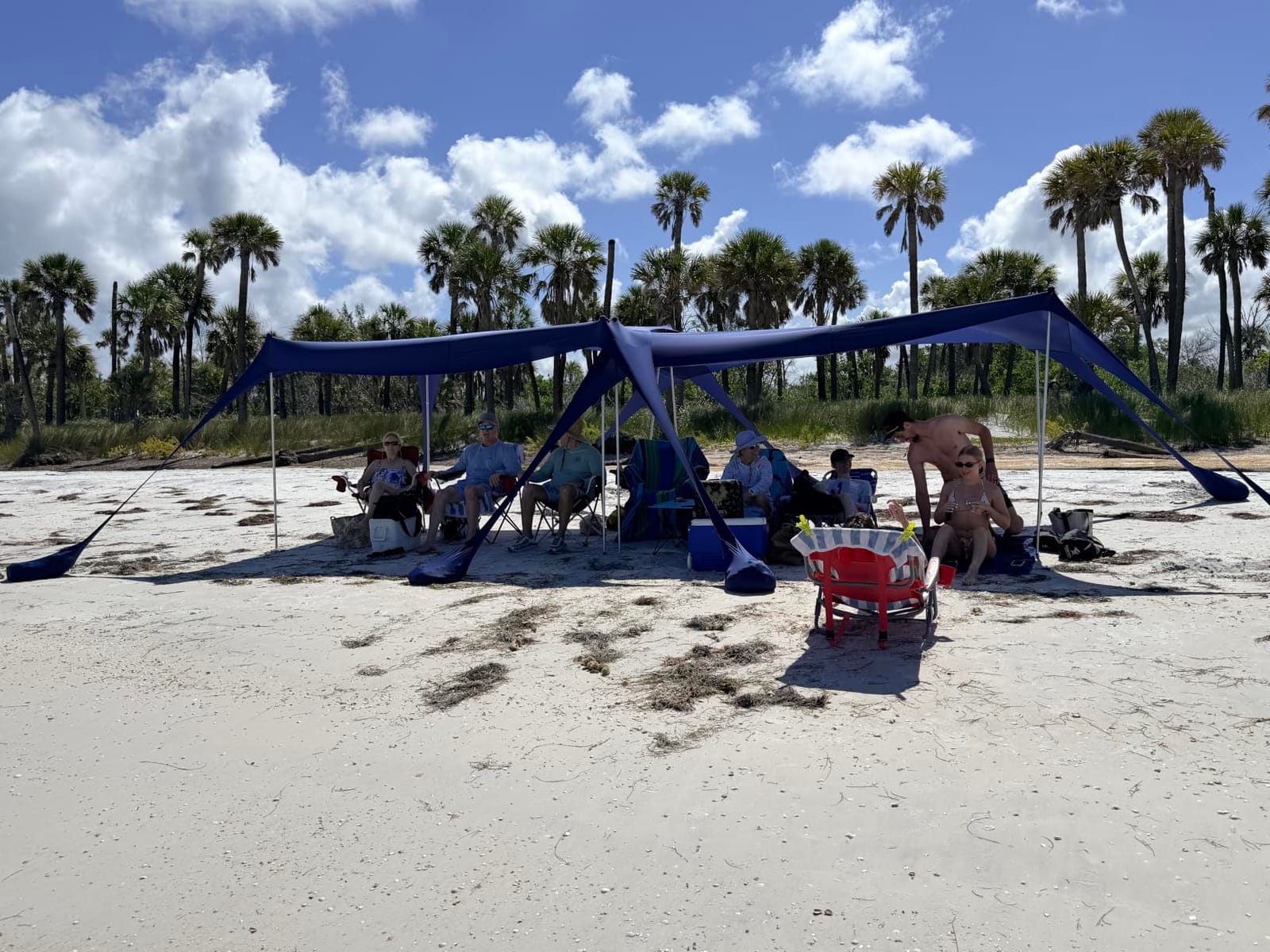 SUN NINJA Beach Tent Sun Shelter, Beach Shade Canopy with UPF50+ Protection | Beach Canopy Tent Sun Shade, Cabana Includes Carry Bag, Sand Shovel, Ground Pegs, 4 Poles & Anchor Bags customer photo 1