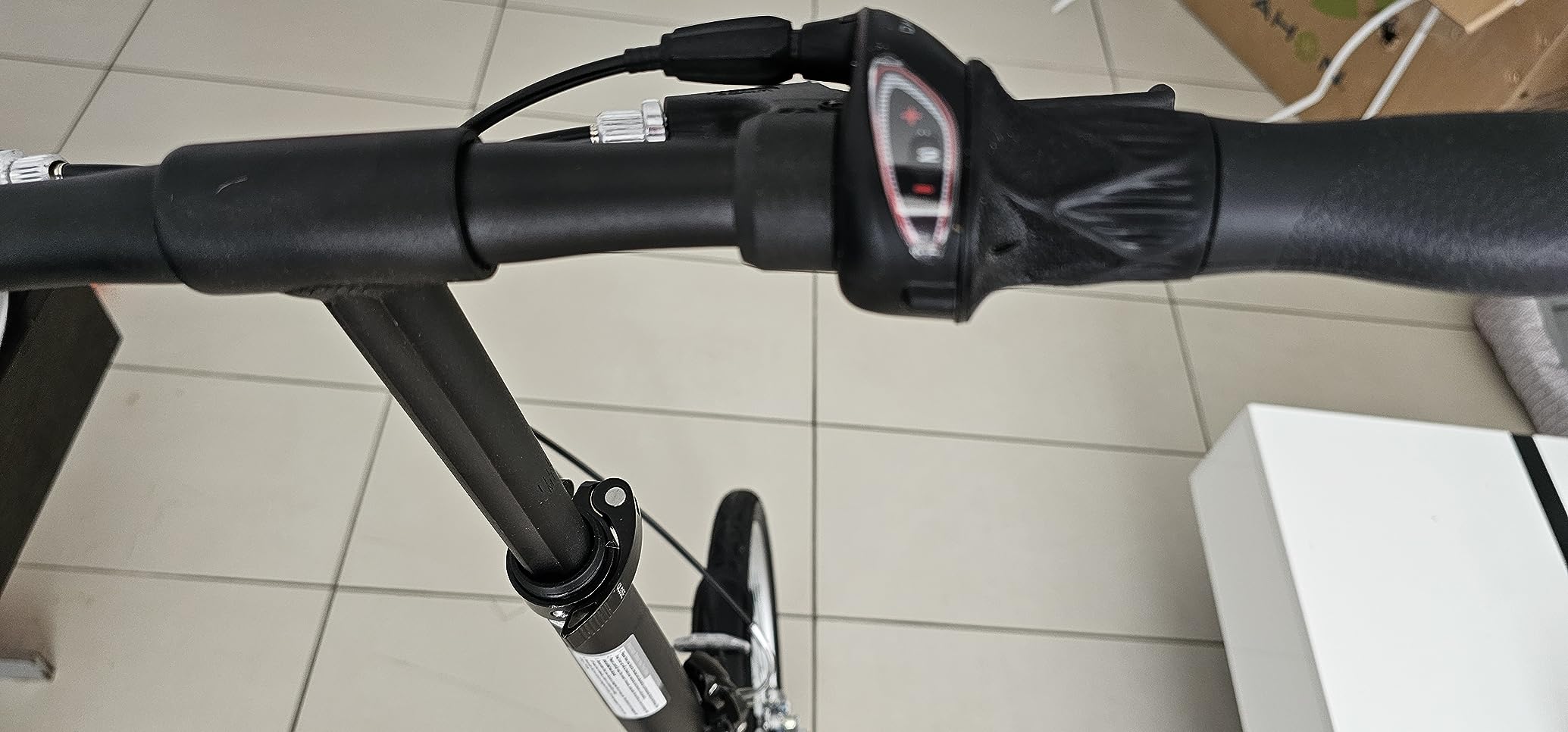 Dahon SUV D6 Folding Bike, Lightweight Aluminum Frame; 6-Speed Gears; 20” Foldable Bicycle for Adults customer photo 2
