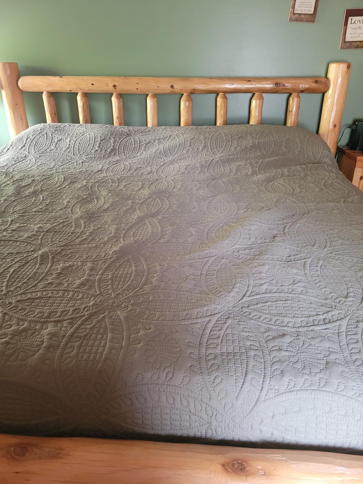 Love's cabin King Size Quilt Set Blue Bedspreads - Soft Bed Summer Lightweight Bedspread Comforter - Modern Style Coin Pattern Coverlet for All Season - 3 Pieces (1 Quilt, 2 Pillow Shams) customer photo 2