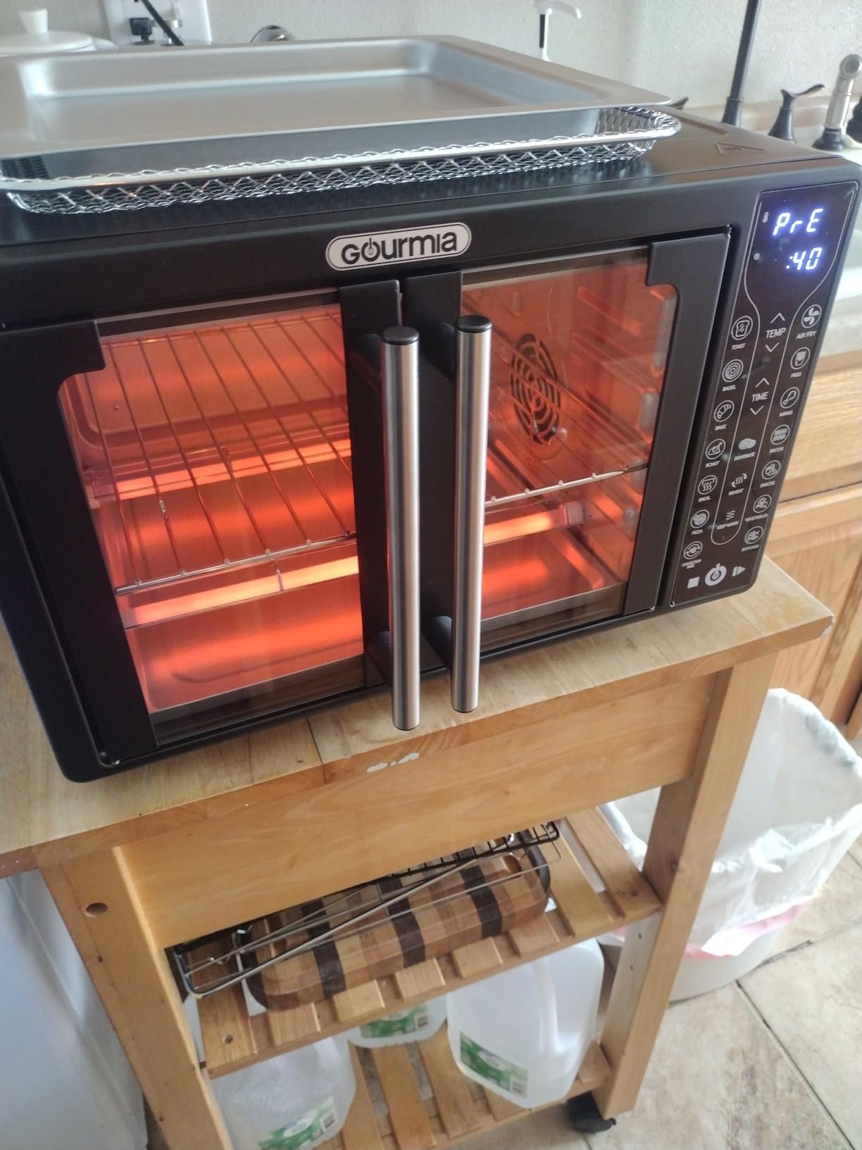 Gourmia French Door Air Fryer Toaster Oven, 6-Slice Capacity, FryForce 360°, 17 Cooking Presets customer photo 1