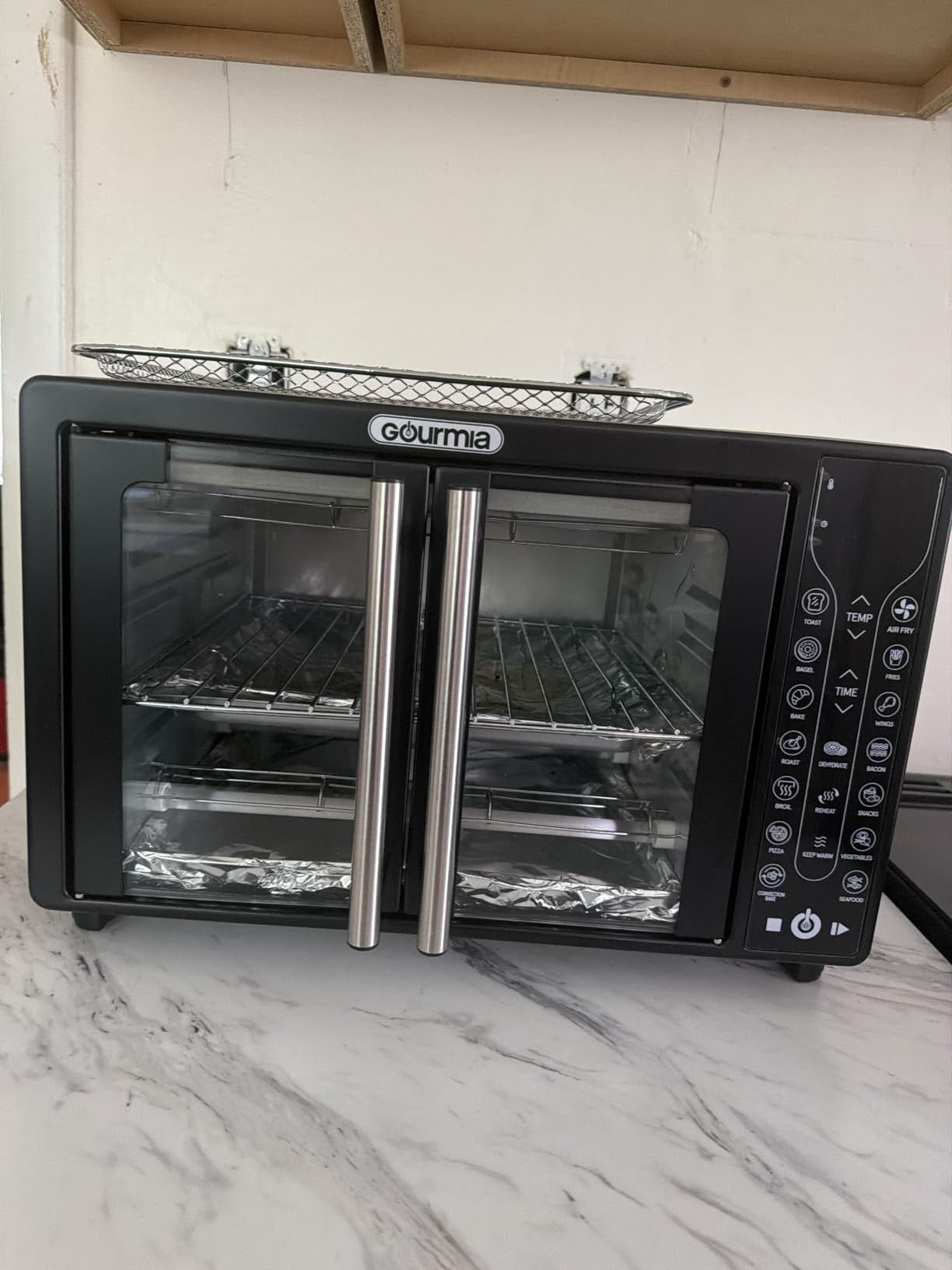 Gourmia French Door Air Fryer Toaster Oven, 6-Slice Capacity, FryForce 360°, 17 Cooking Presets customer photo 2
