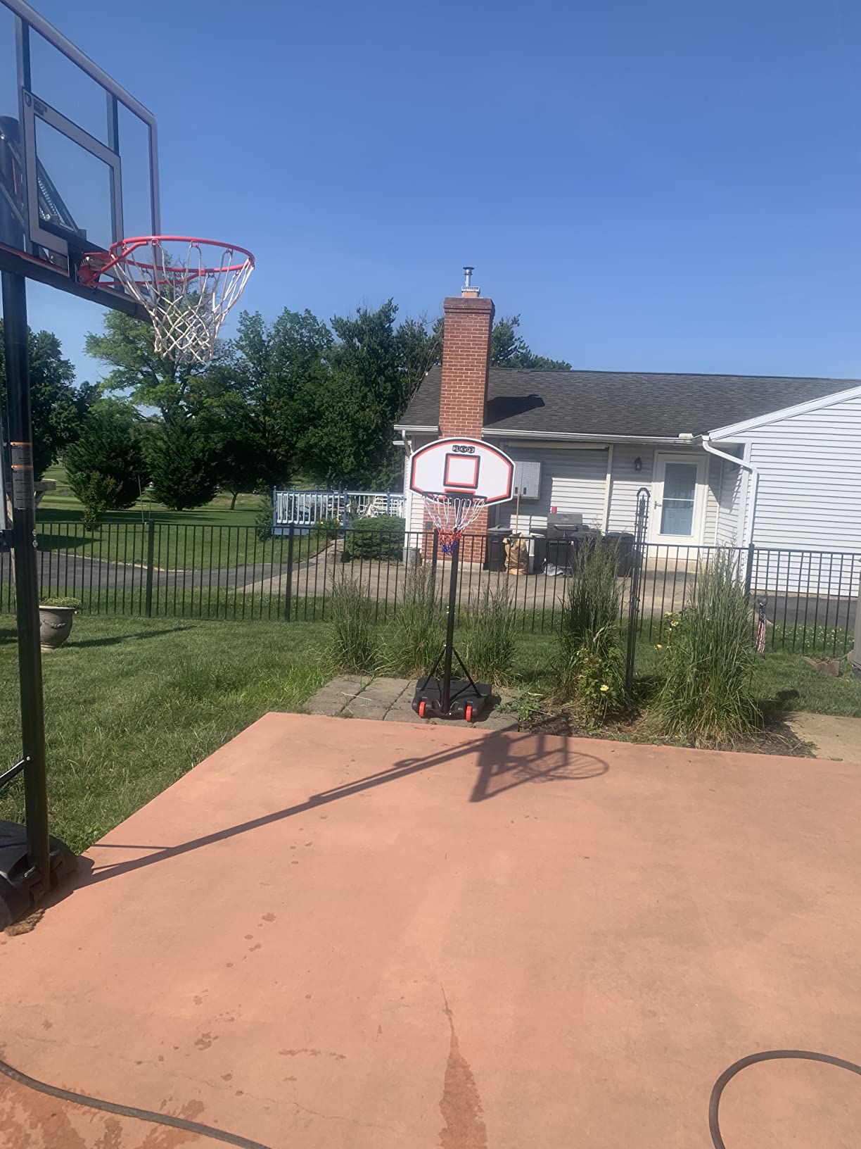 Play22 Kids Basketball Hoop - 5-7 FT Adjustable - Indoor & Outdoor Play customer photo 1