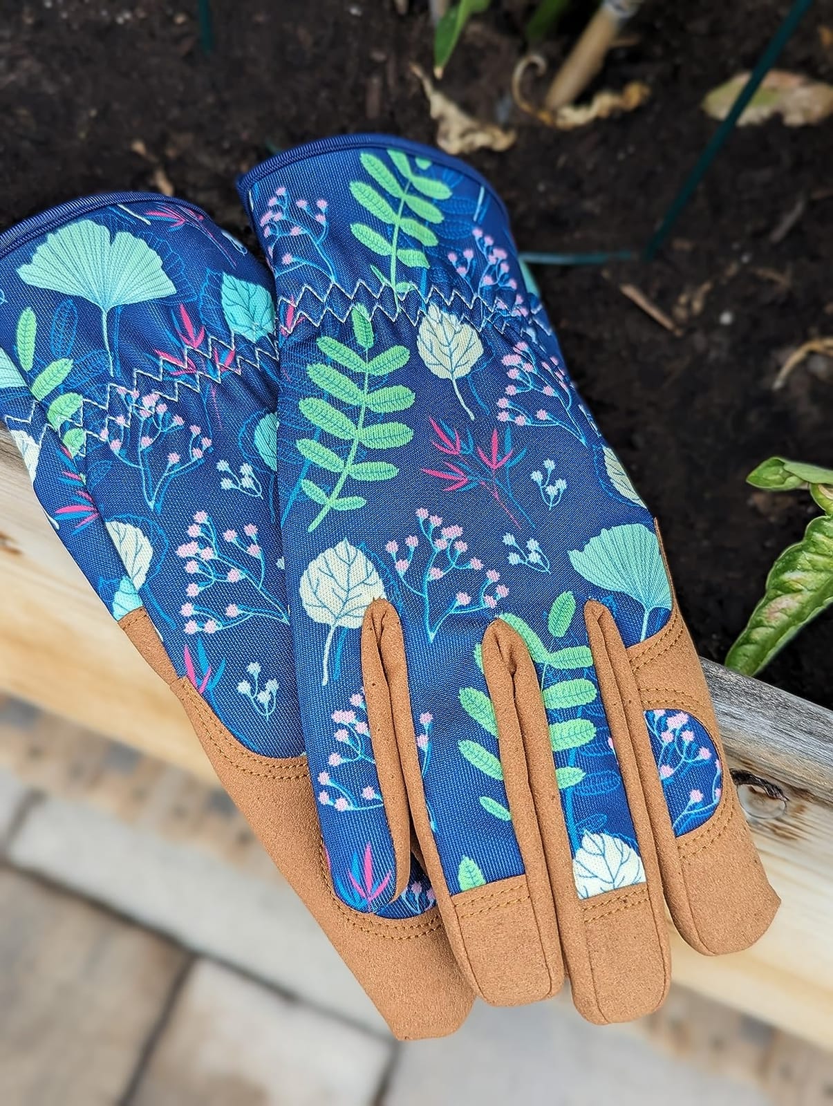 Bamllum Gardening Gloves for Women, Leather Garden Gloves, Breathable Garden Gloves with a Padded Palm, Flexible Fit and Elastic Wrist for Weeding, Digging, Planting and Pruning customer photo 2