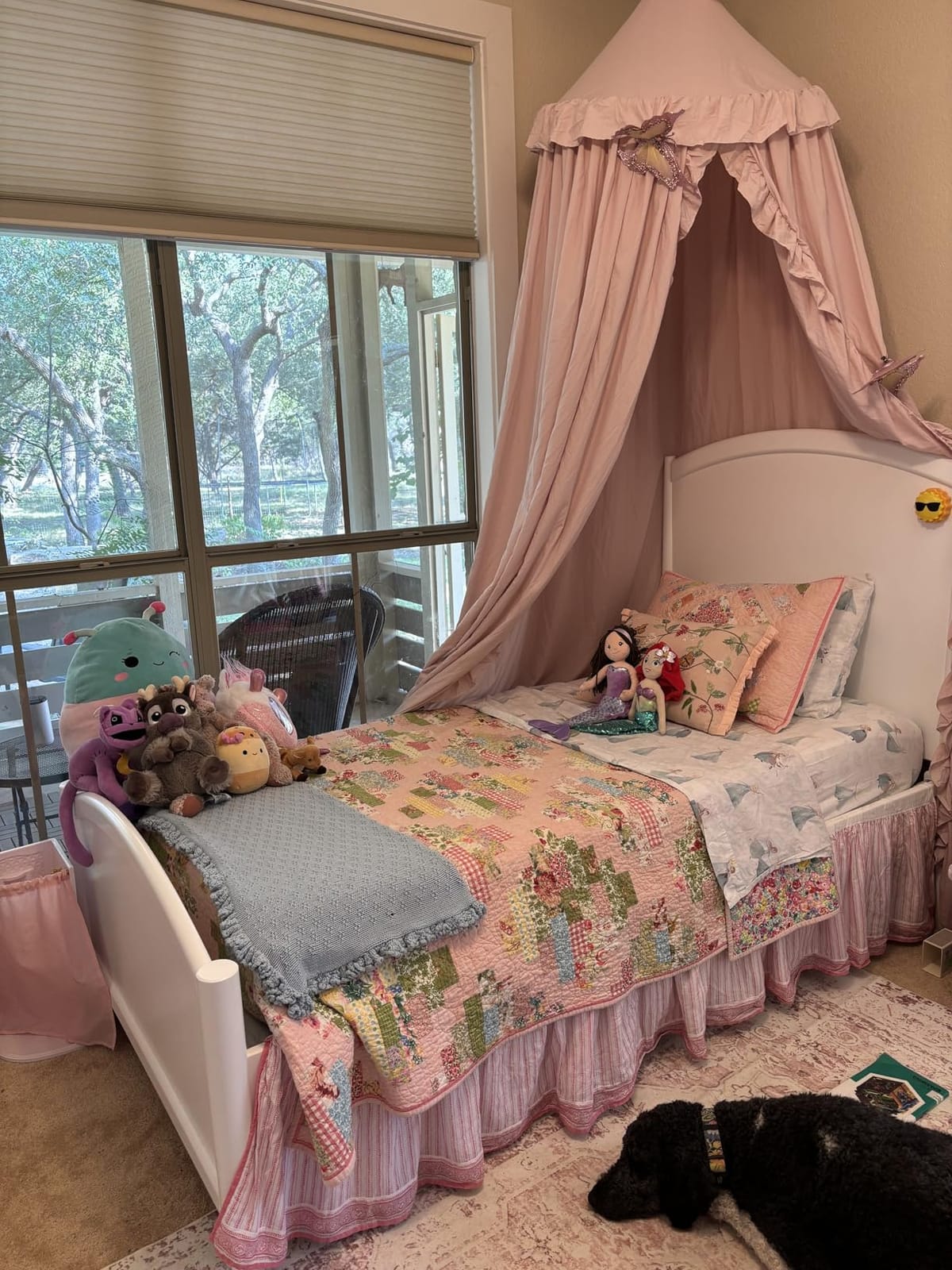 VETHIN Bed Canopy for Girls, Princess Round Dome Dreamy Mosquito Net Bedding Girls Room Castle Play Tent Hanging House Decor Reading Nook Canopies (JujubeRed) customer photo 2