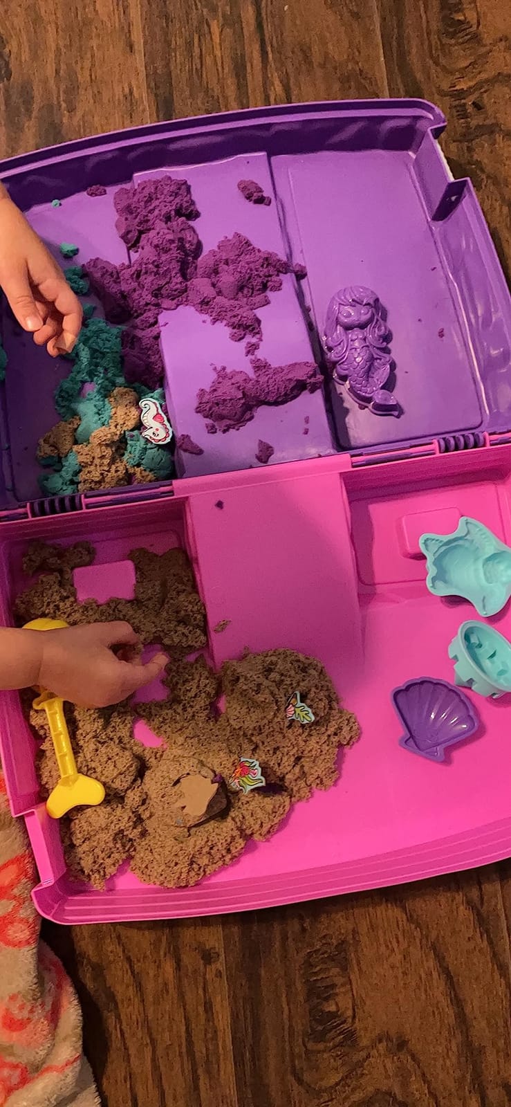 Mermaid Palace Set, Moldable Play Sand Sensory Toys, Ages 3+ | Build a Shimmering Castle, 2.06lbs Sand, 7 Mermaid Tools & Folding Sandbox, Creative Open-Ended Play, Birthday Gifts for Kids customer photo 2