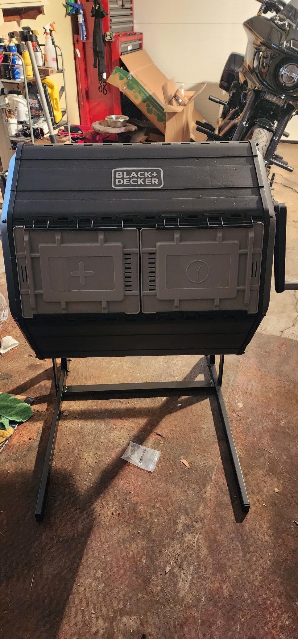 BLACK+DECKER 40-Gallon Dual Chamber Compost Tumbler Outdoor (BDSTGA9701) customer photo 2