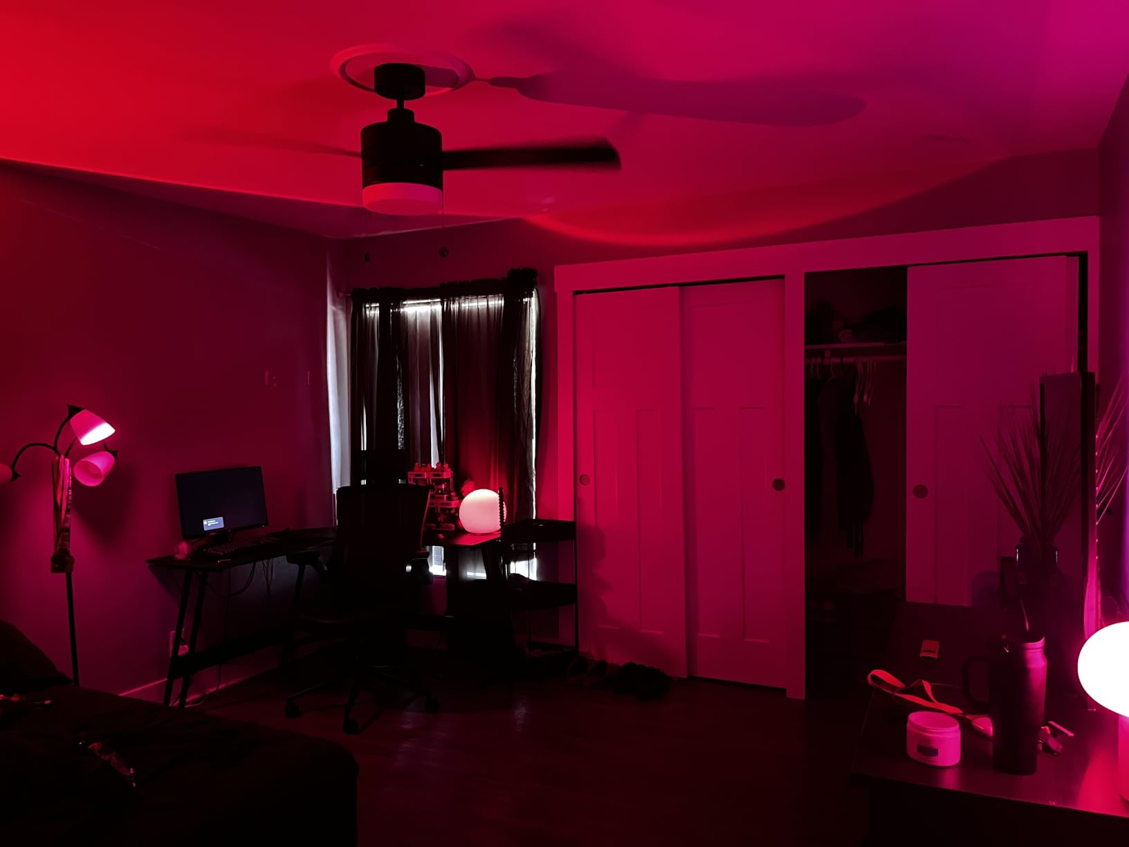 Sunset Lamp, Sun Light Projector for Aesthetic Room Decor,RGB Color Changing Night Light Mood Lighting for Bedroom,Gifts for Girl Kid Adults, 360°Rotation LED Light for Party TikTok Live Photography customer photo 1