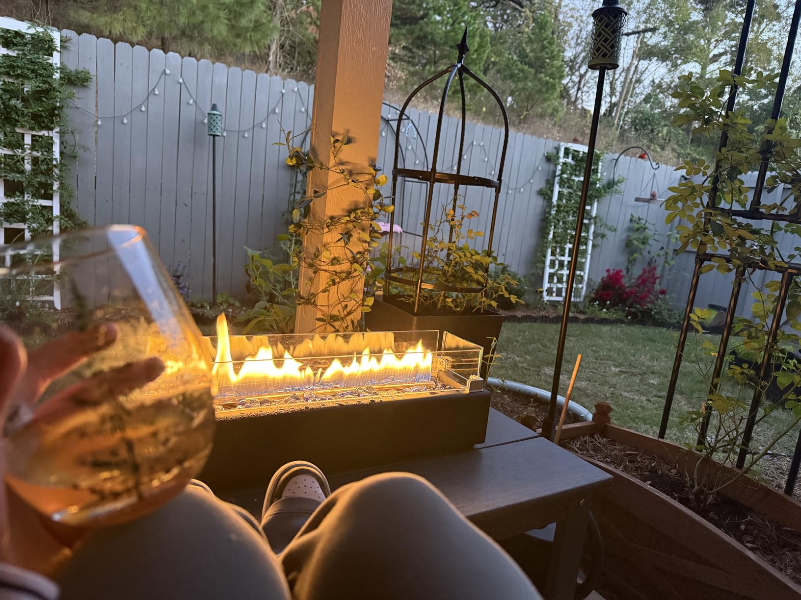28-inch Table Top Propane Fire Pit, 40,000 BTU Tabletop Firepit for Patio, Outdoor Portable Rectangular Fire Bowl w/Wind Glass Shield, Glass Rocks - Black customer photo 2