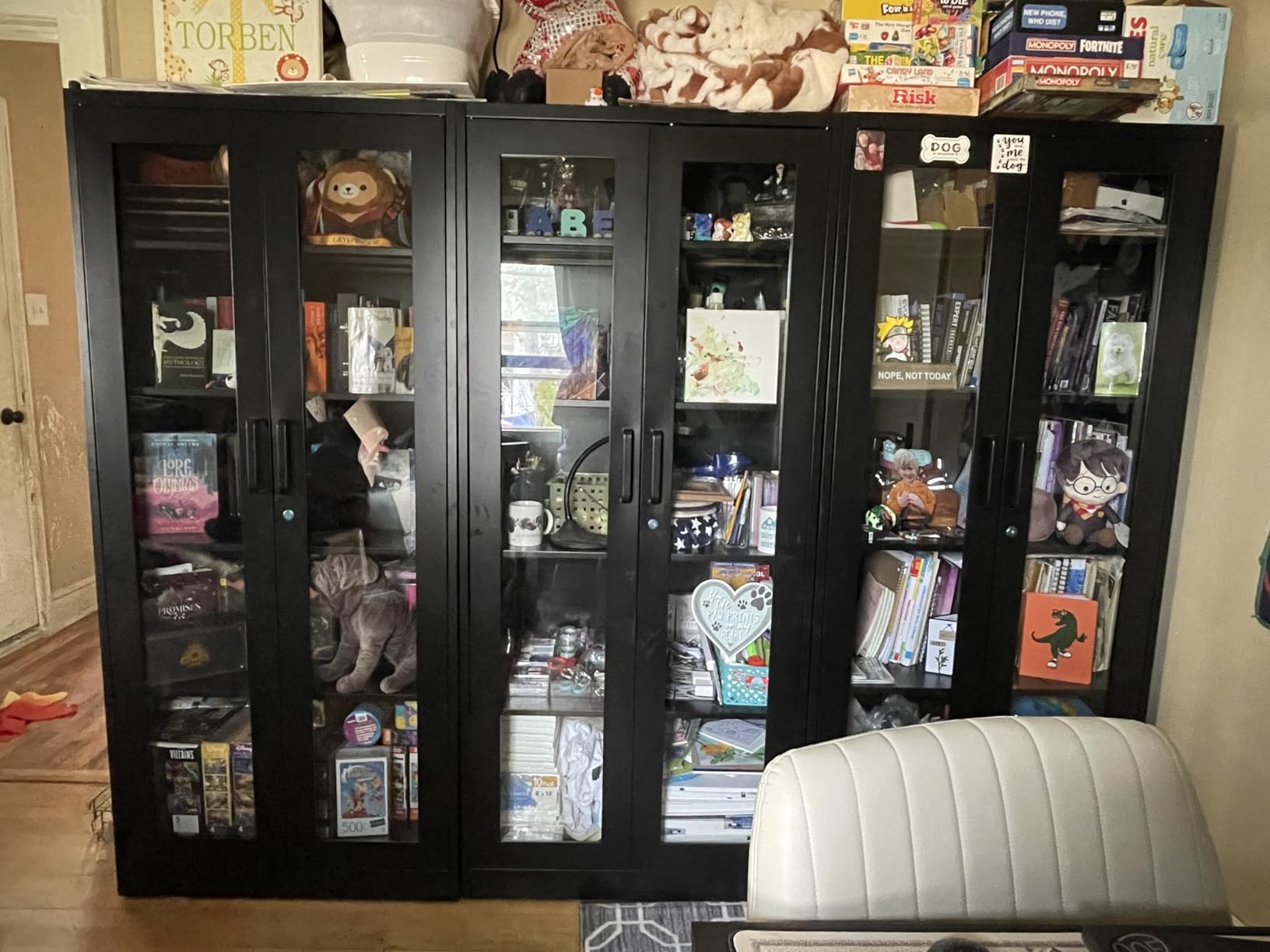 PEUKC Display Cabinet with Glass Doors, 71 Inches Metal Display Case with 4 Adjustable Shelves, Curio Storage Cabinet with Lock for Home, Office, Book, Pantry, Assemble Required (Black) customer photo 1