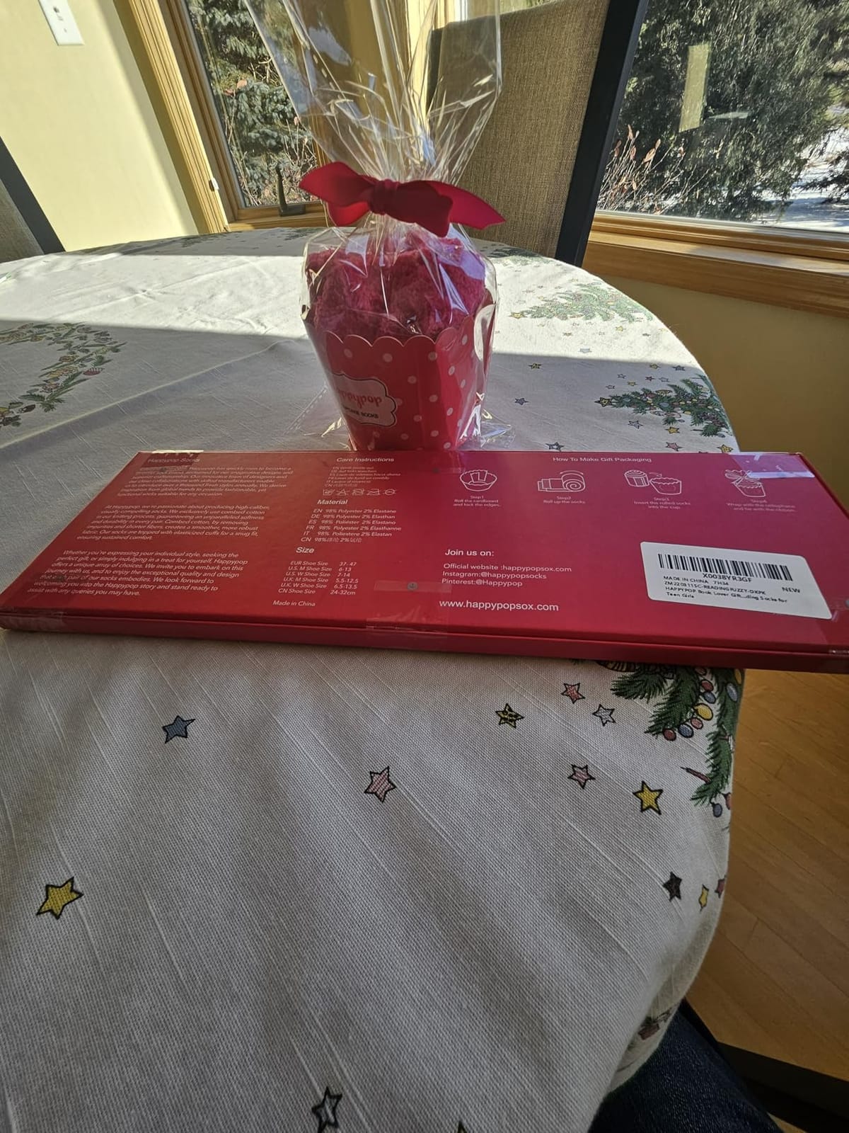 HAPPYPOP Book Lover Gifts - I'M Reading Socks for Readers Women Men Teens customer photo 1