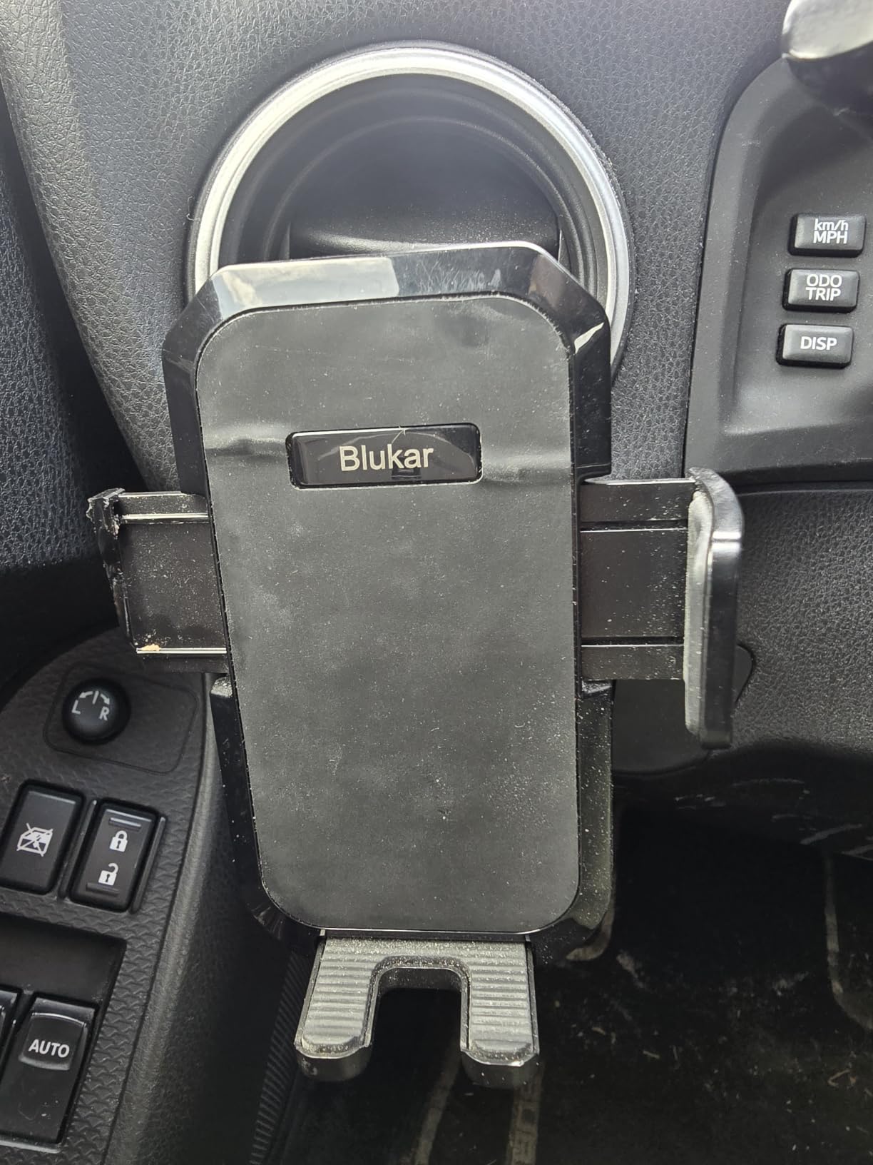 Blukar Car Phone Holder Mount, Super Stable Air Vent Cell Phone Car Mount | 2025 Metal Hook Clip, 360° Rotation, One Button Release for iPhone, Galaxy, Google, and All Other Smartphones customer photo 2