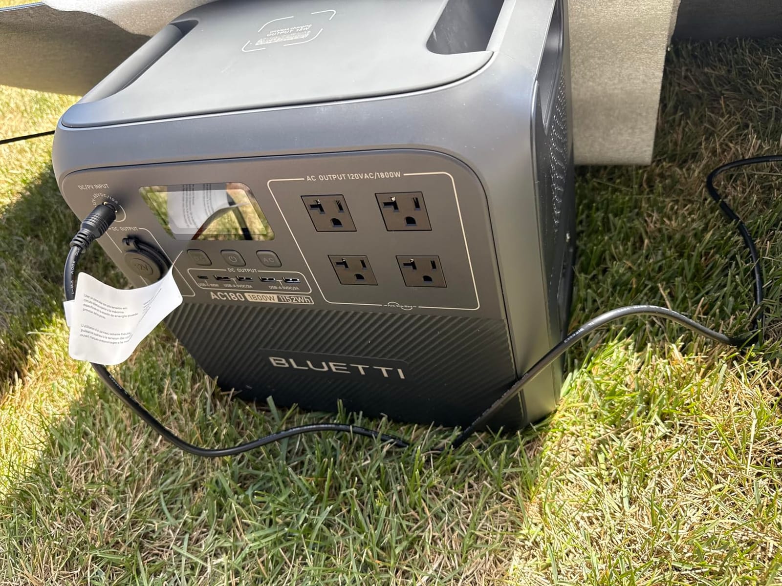 BLUETTI AC180 Solar Generator with 200W Solar Panel Included, 1152Wh 1800W | LFP Battery w/ 4 1800W (2700W Peak) AC Outlets, 0-80% in 45Min, Portable Power Station for Camping, Off-grid, Power Outage customer photo 1