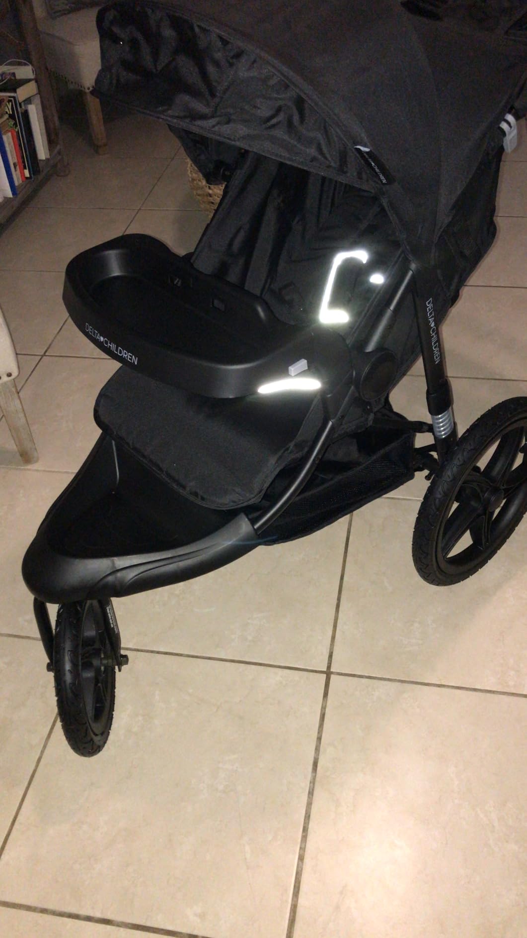 Delta Children Apollo Jogging Stroller - Shock Absorbing Frame with Large Canopy & Recline - Car Seat Compatible, Black customer photo 1