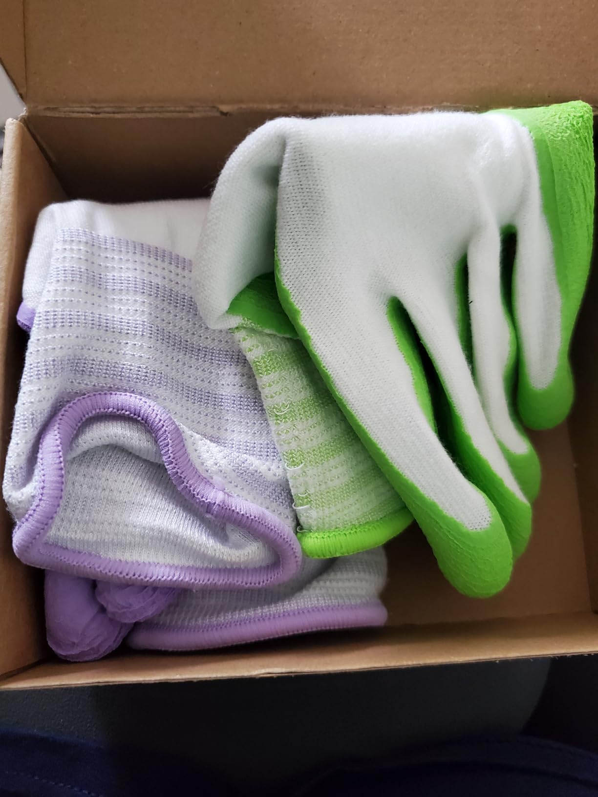 Gardening Gloves, Bamboo Fiber, Touch, Breathable, Rubber Coated, Green & Purple, S to XL customer photo 1