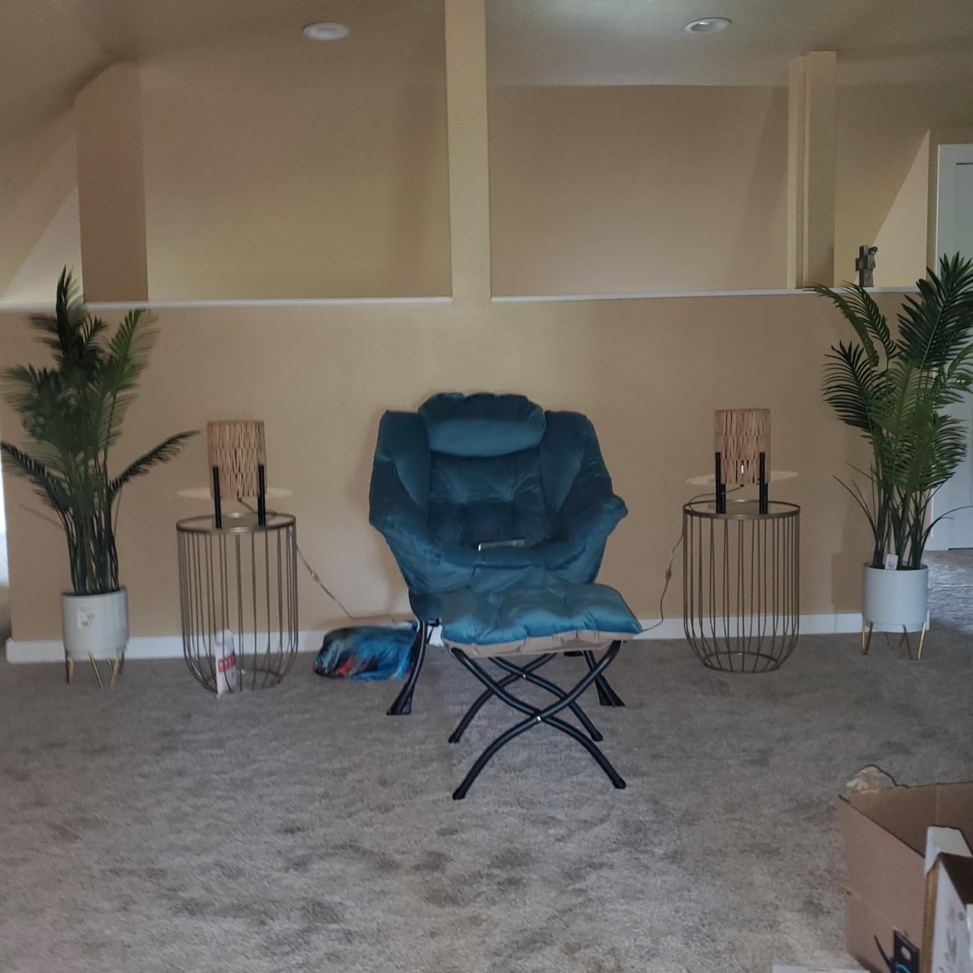 Lazy Chair with Ottoman, Comfy Reading Accent Chair, Plush Beige | Foldable Footrest, Padded Seat and Backrest, Side Pocket for Lounging in Living Rooms, Bedrooms, Dorms and Small Spaces customer photo 2