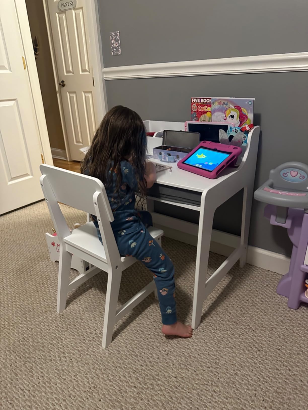 UTEX Kids Desk and Chair Set, Study Desk for Kids with Storage Bins, Wooden Children Study Table, Student Writing Desk for Bedroom & Study Room (2 Fabrics Drawers) customer photo 1