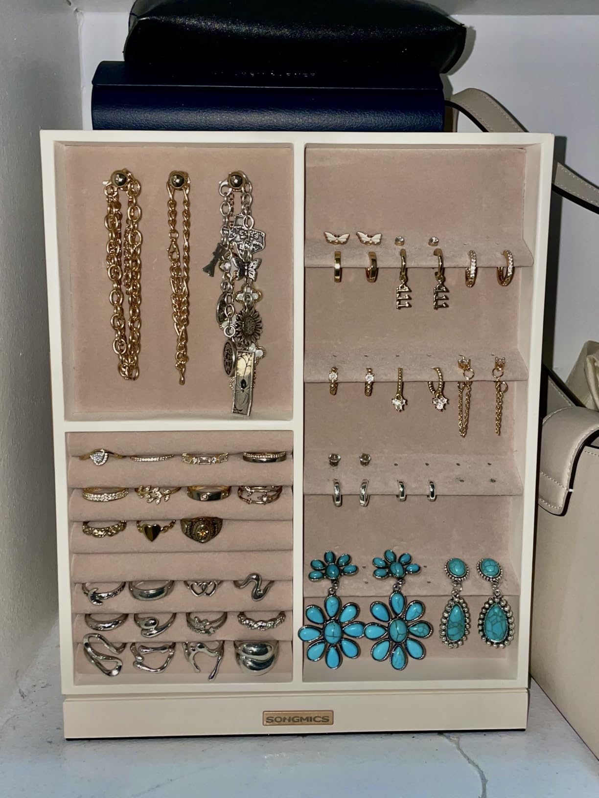 SONGMICS GISELLA Collection - Jewelry Box Organizer 360° Rotating, Vertical Jewelry Storage Case with 5 Drawers, Glass Window, Spacious, Open Design, Great Gift, Cloud White UJBC170W01 customer photo 2