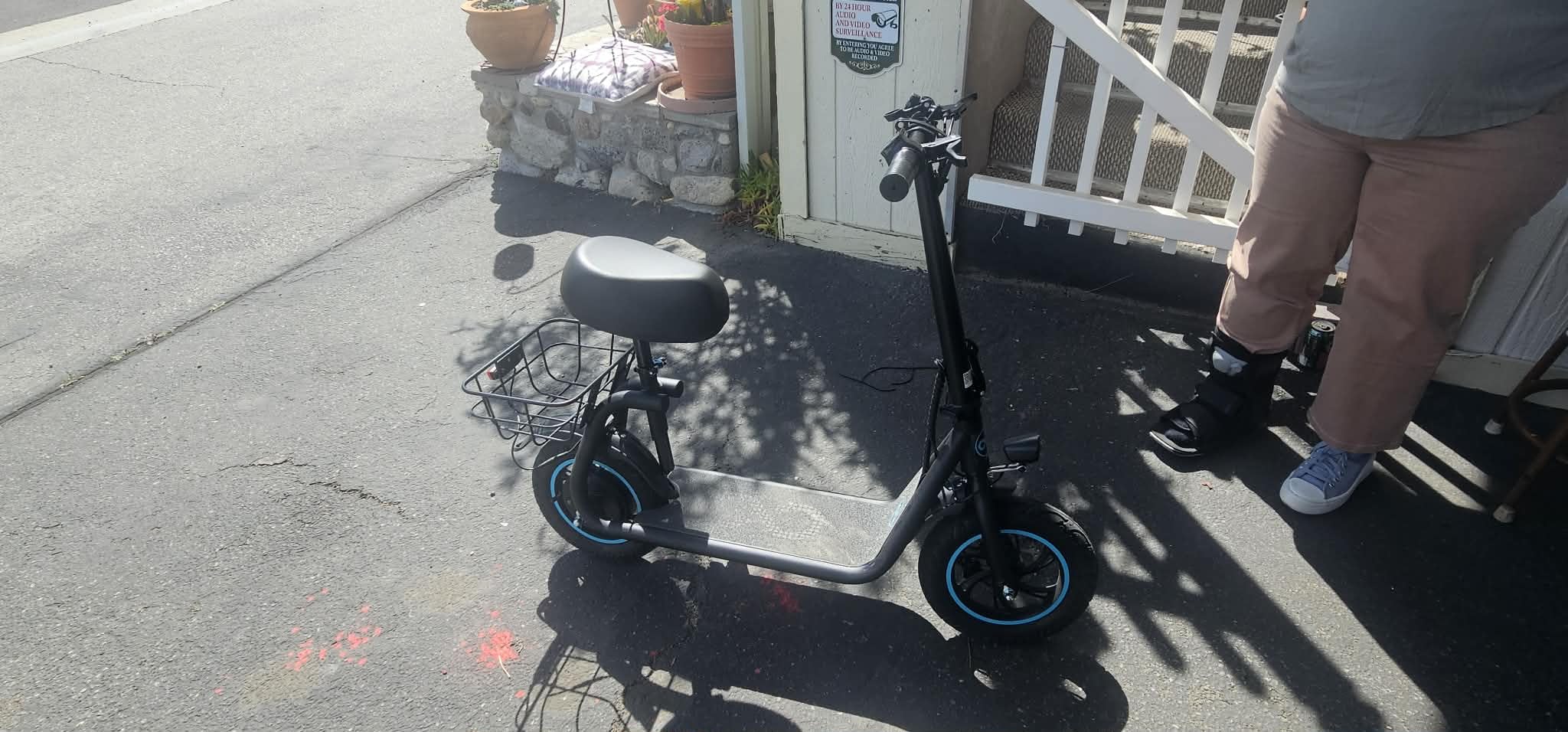 URBANMAX C1 Electric Scooter with Seat,450W Powerful Motor up to 20 Miles Range,Foldable E-Scooter for Adults Max Speed 15.5Mph,12