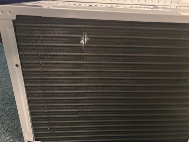 Frigidaire 6,000 BTU Window Air Conditioner with Remote Control, Cools Up to 250 Sq. Ft., Quiet Operation, Eco Mode, 3 Fan Speeds, Auto Restart, White customer photo 2