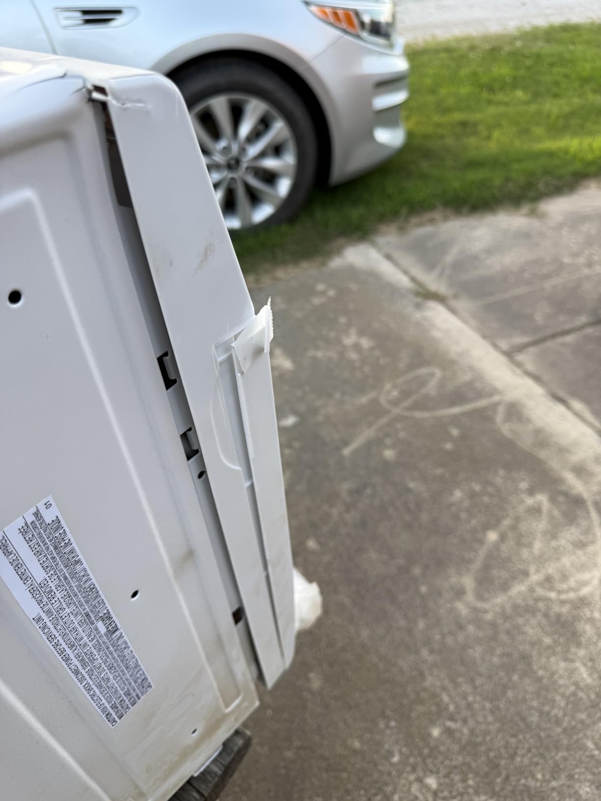 Keystone 23,200 BTU Window Air Conditioner with 16,000 BTU Supplemental Heat and Dehumidifier, 230V, Window AC for Large Rooms up to 1,500 Sq.Ft. with Smart Remote Control | 16,000 BTU Supplemental Heat,Dehumidifier, 230V, Remote Control for Large Rooms up to 1,500 Sq.Ft. customer photo 1