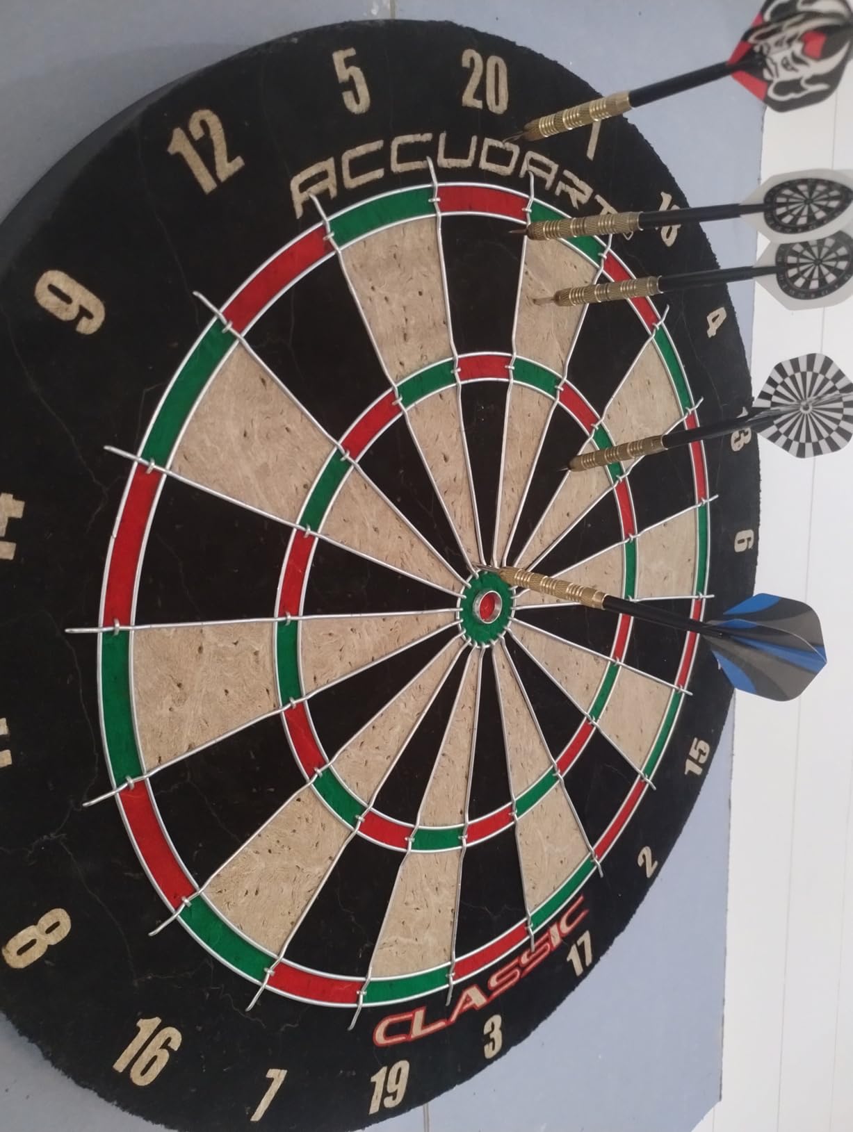Accudart Classic Bristle Dartboard - Official 18