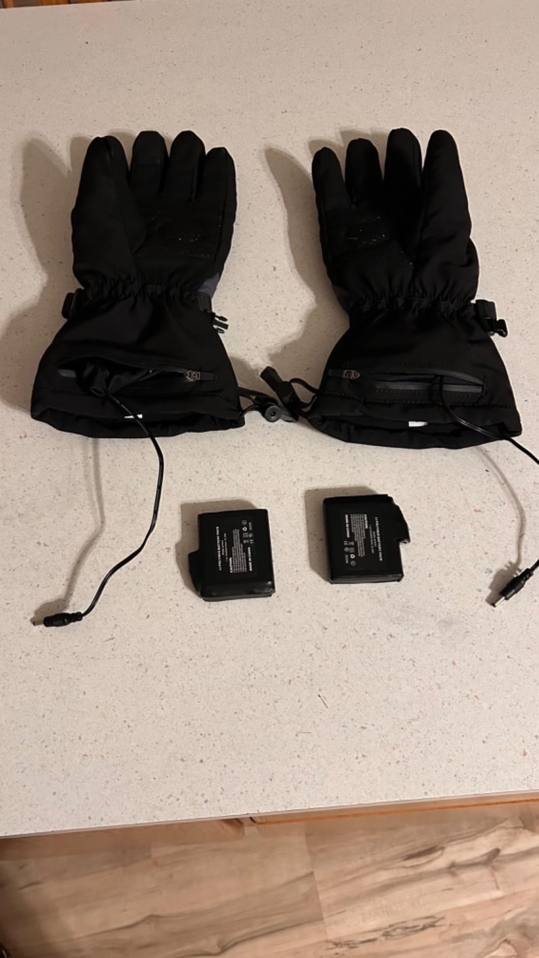 Rechargeable Heated Gloves for Men Women Hand Warmers Winter Ski Gloves customer photo 2