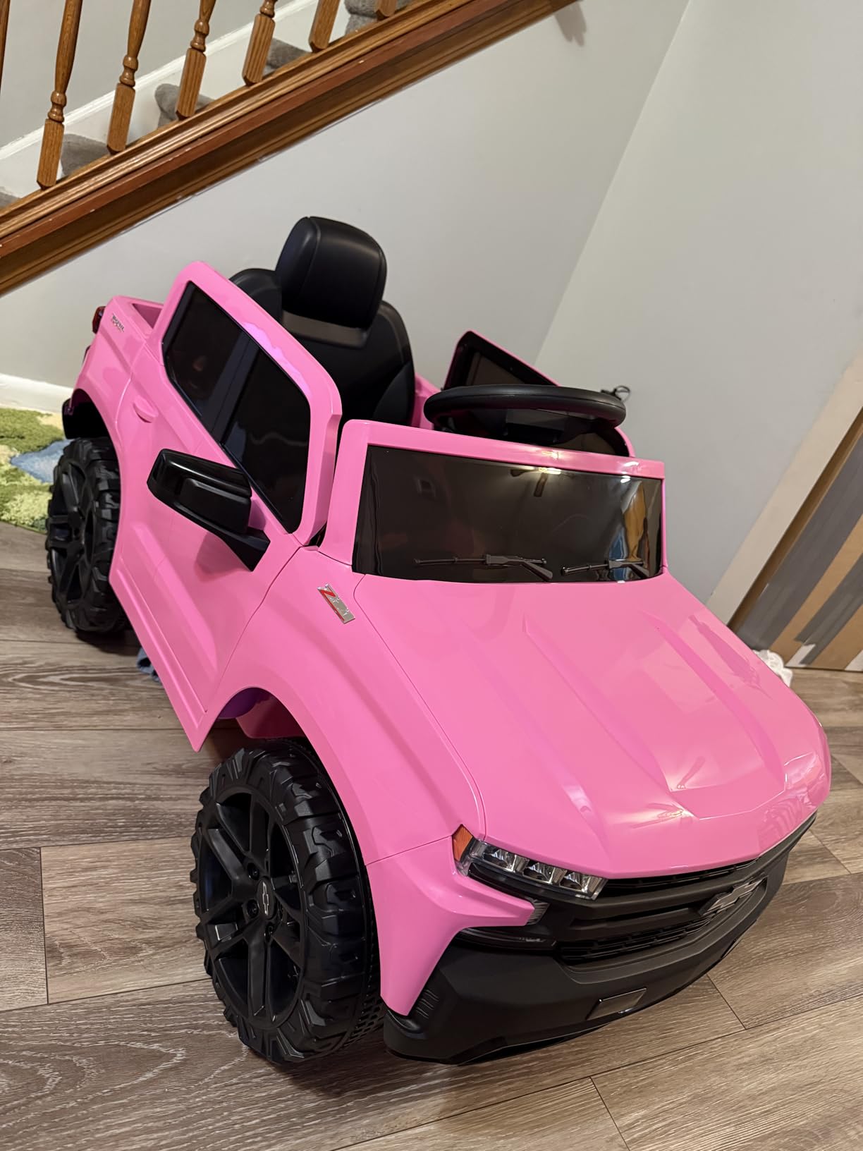 Best Choice Products 12V Licensed Chevrolet Silverado Ride On Truck, Electric Car Toy w/Parent Remote Control, Truck Bed Storage, Bluetooth Speaker, LED Lights, 2.5 MPH Max Speed - Black customer photo 2