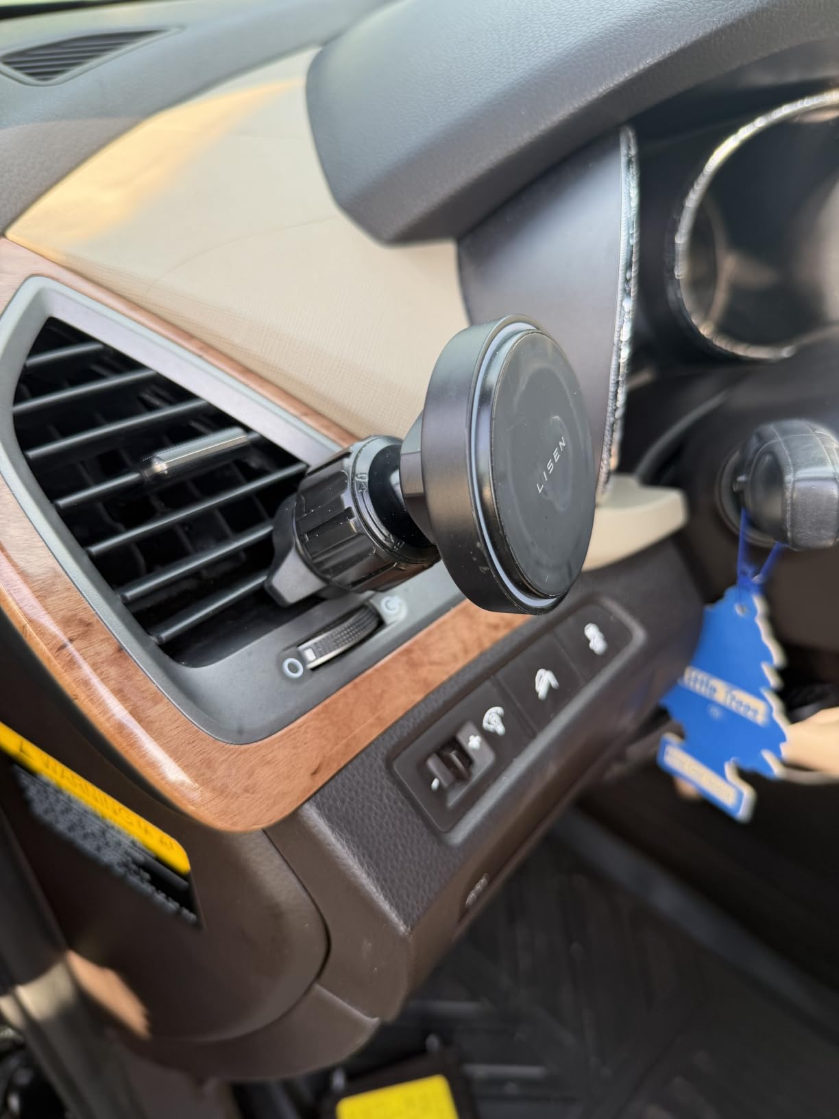 LISEN for 15W MagSafe Car Mount Charger,Magnetic Wireless Car Charger for iPhone 17 Pro Max Accessories,Magnetic Phone Holder for iPhone 17-12,Samsung,Pixel 9,Jeep Ford F150 Accessories,Gifts customer photo 1