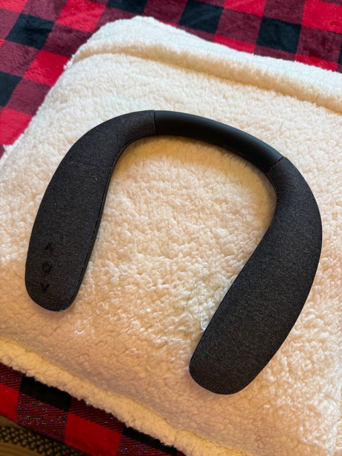 BA210 v2 Auracast Bluetooth Transmitter & JY538 Neckband Speaker customer photo 1