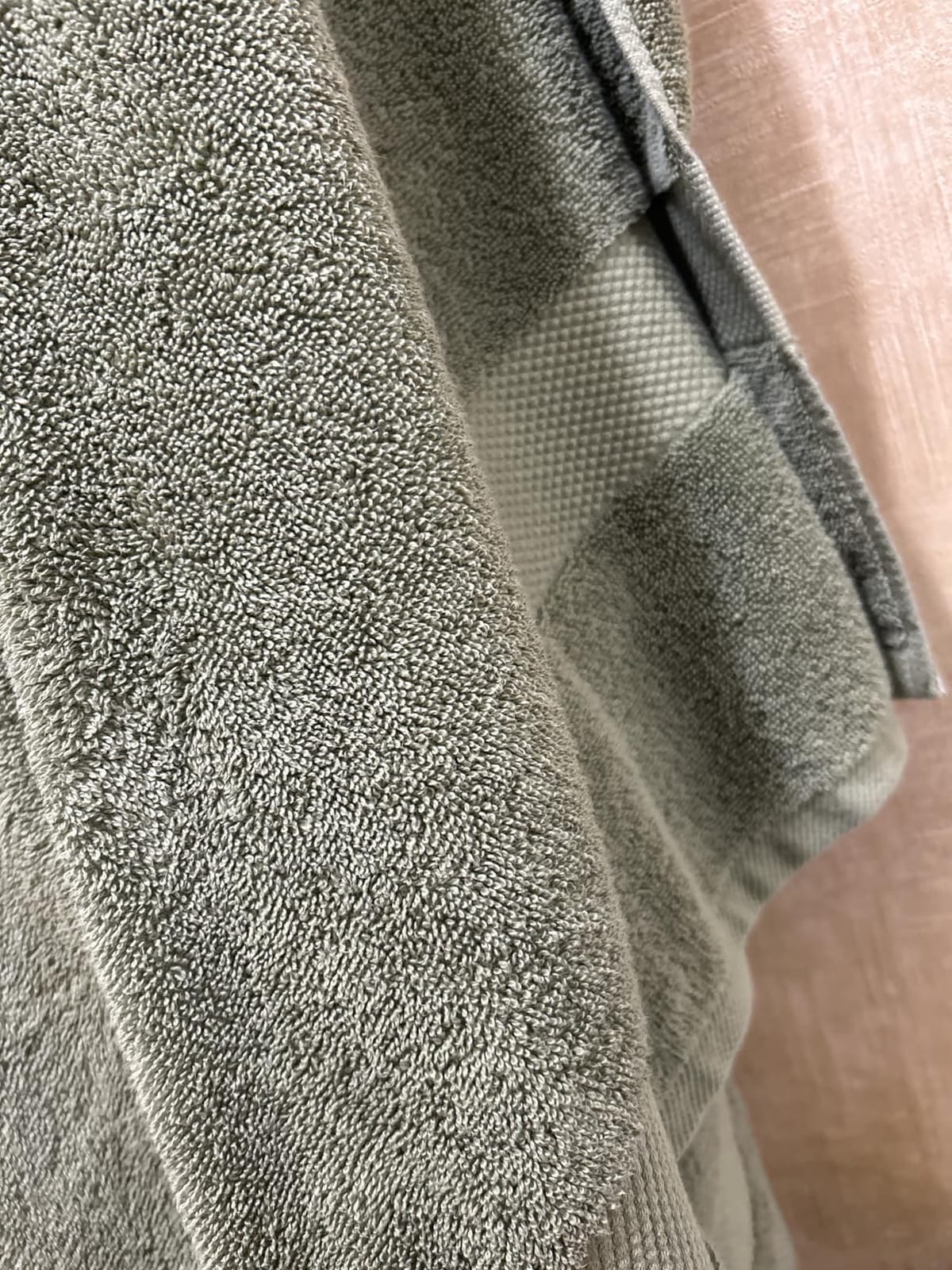 White Classic Luxury Bath Sheets Towels for Adults Extra Large | Highly Absorbent Hotel Collection | 35x70 Inch | 2 Pack (Charcoal Gray) customer photo 2