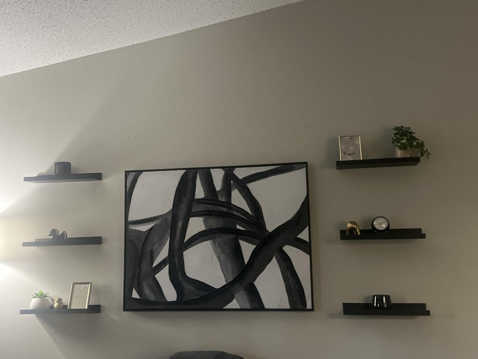 upsimples Floating Shelves for Wall, Wall Shelves for Decor Storage Set of 6, Wall Mounted Wood Shelf for Bedroom, Living Room, Bathroom, Kitchen, Picture Ledge Shelf, Black customer photo 1