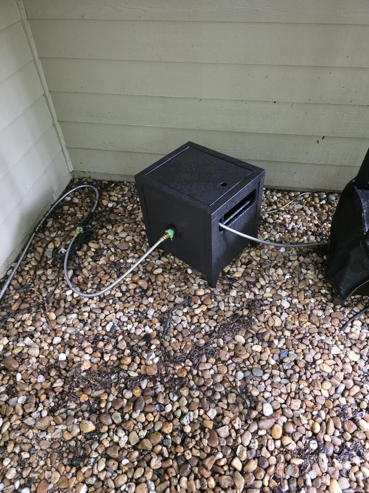 AQUAZILLA Metal Garden Hose Reel Deck Box customer photo 1