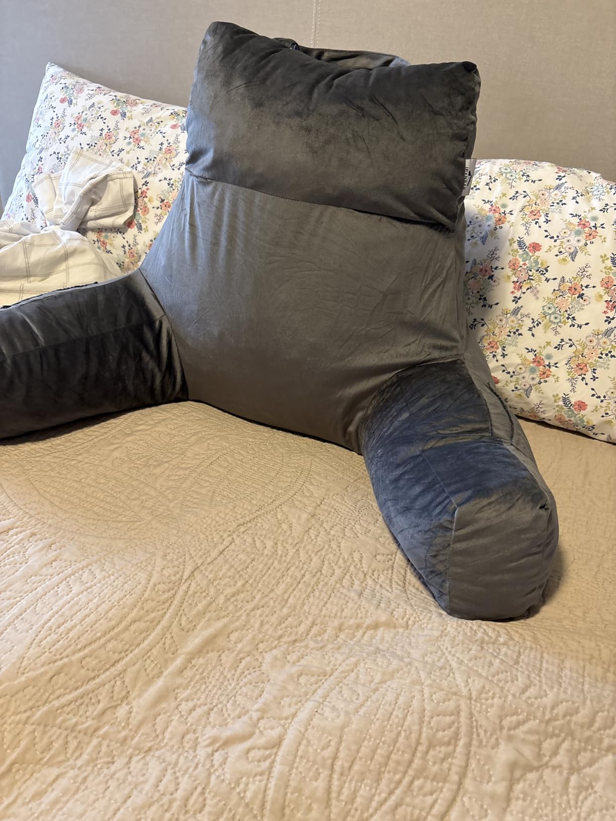 IPYNBAP Back Pillow for Bed Sitting up, Reading Pillow for Sitting in Bed Adult, Back Support Pillow, Memory Foam Sit up Lounge Backrest Pillow with Arms for TV, Couch, Chair, Dorm, 18 Inch, Grey customer photo 1