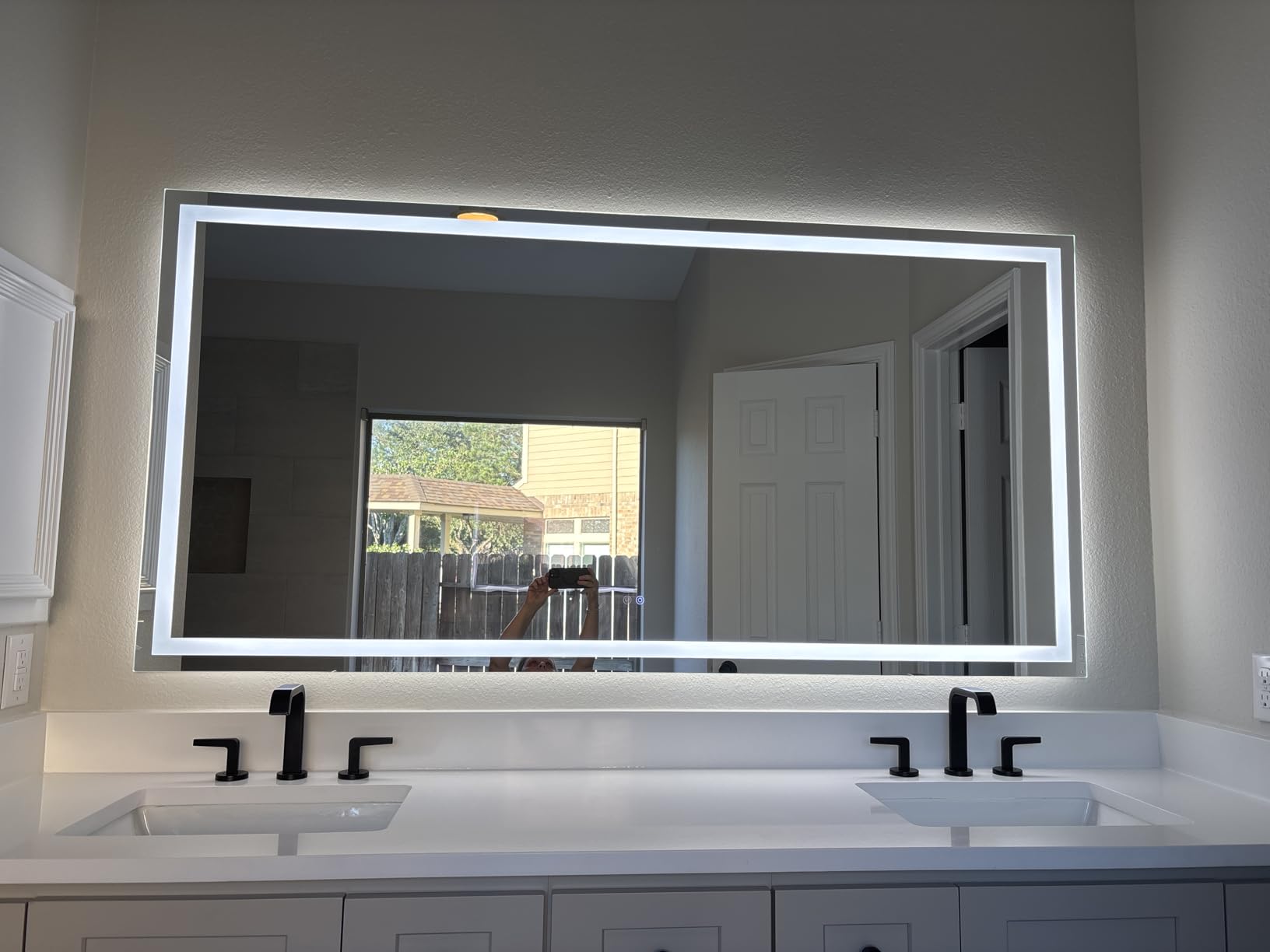 TETOTE LED Bathroom Mirror 24 x 30 Inch Lighted Bathroom Vanity Mirror with Lights, Brighter Frontlit and Backlit Light up Anti Fog Mirror, 3-Color Dimmable, Shatterproof Tempered Glass, Waterproof customer photo 1