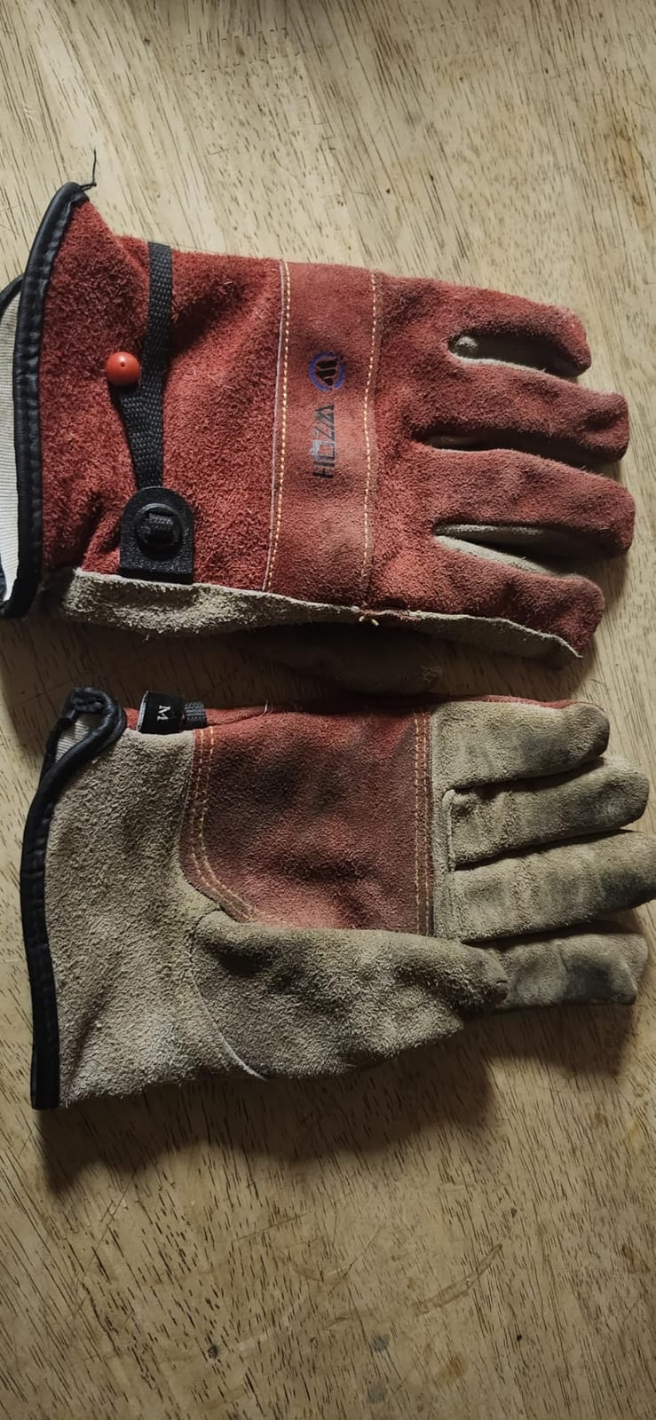 WZQH Leather Work Gloves for Women or Men, Medium Glove for Gardening, Tig/Mig Welding, Construction, Chainsaw, Farm, Ranch, Cowhide, Cotton Lined, Utility, Firm Grip, Durable. Rose Red - Grey M customer photo 1