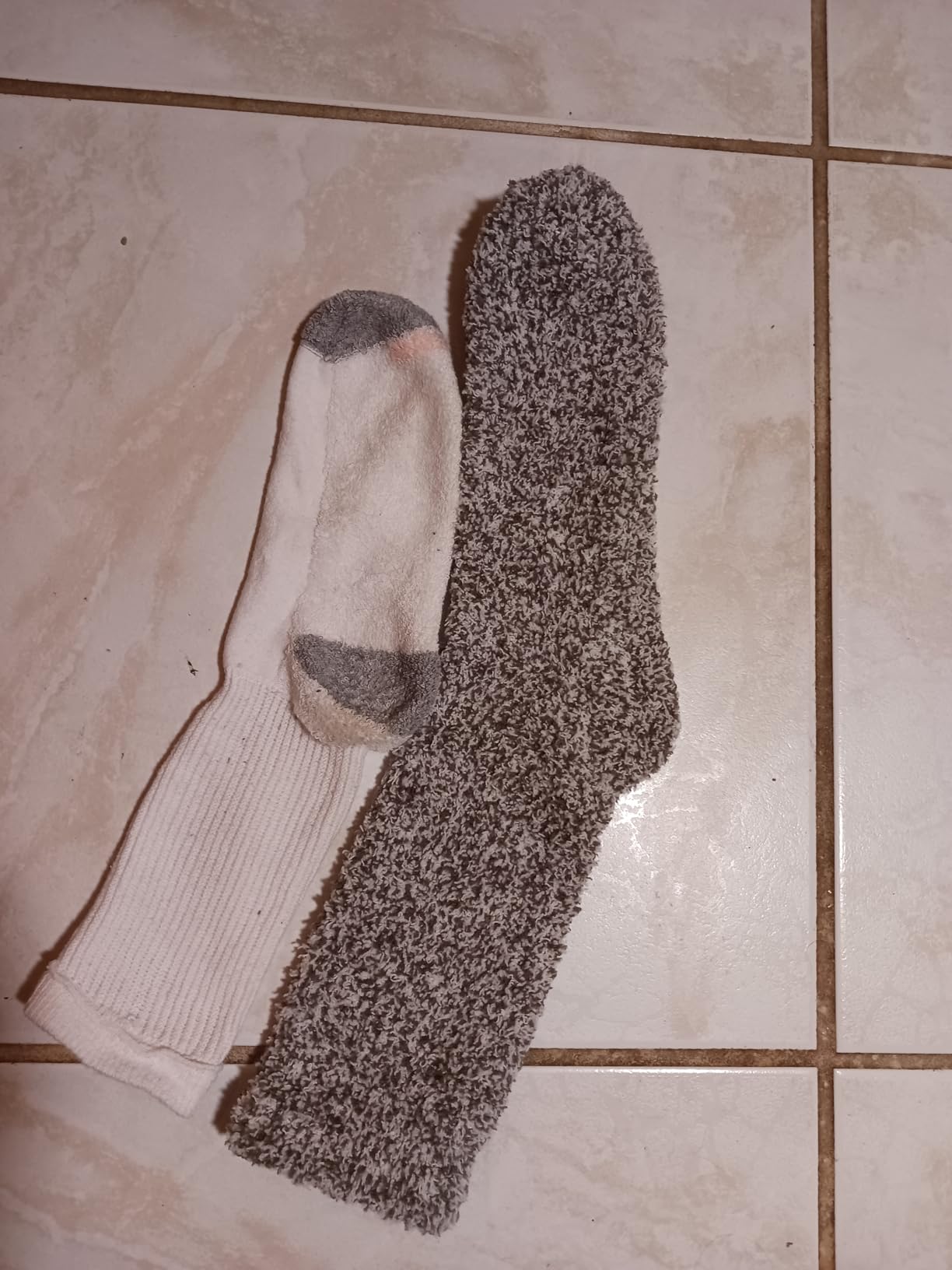Unboxme Gifts Warm & Cozy Ultra-Luxe Cloud Sock, Gift for Women & Men customer photo 1
