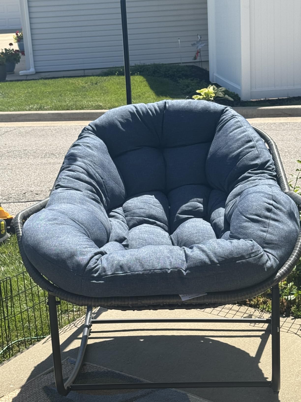 Oversized Outdoor Papasan Rocking Chair with Soft Cushion, Comfy Patio Egg Chair, Wicker Lounge Rocker for Balcony/Porch/Garden, Reinforced All Weather Rattan Frame, 330 lbs Support, Hunter Green customer photo 1