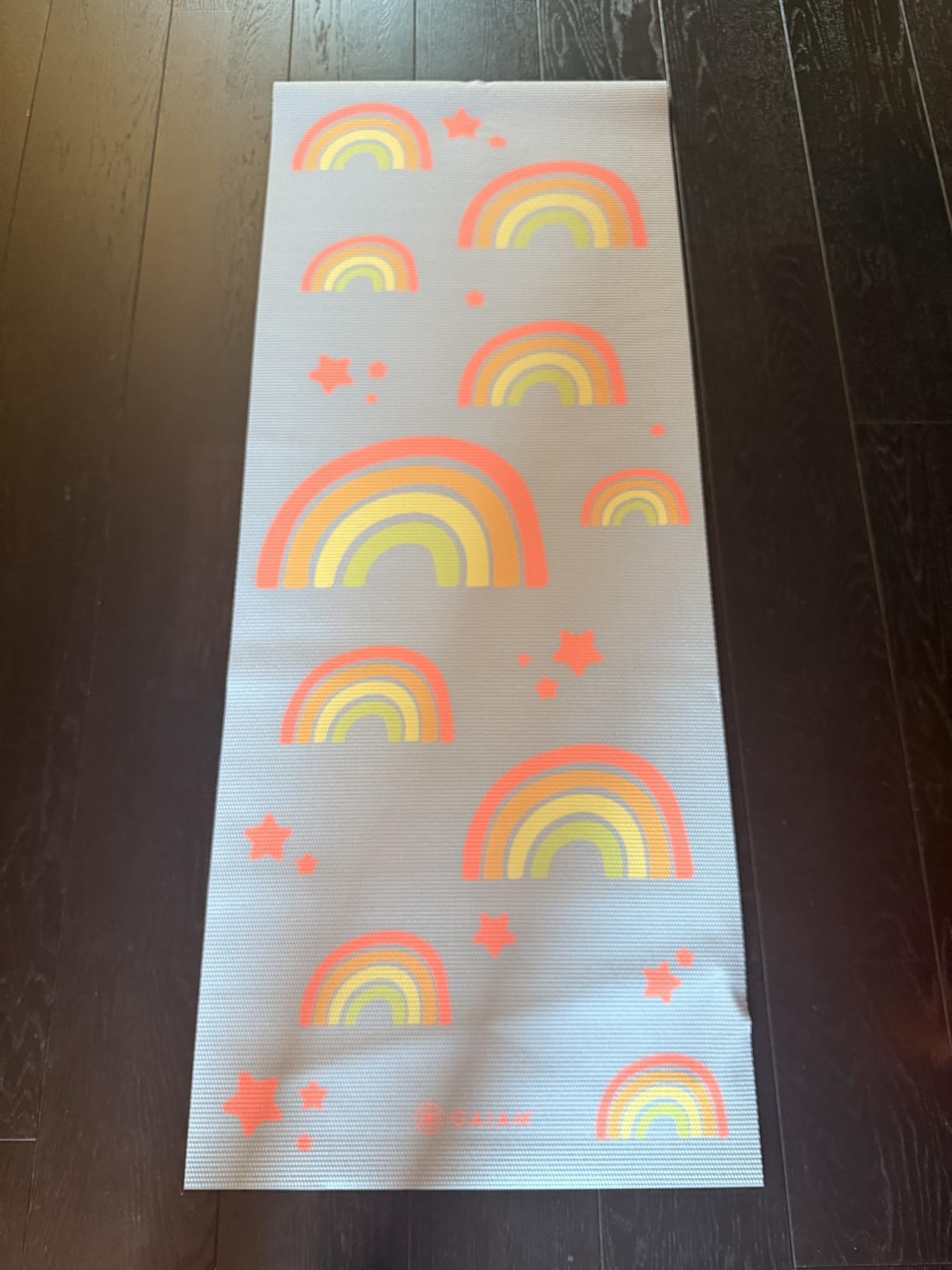 Gaiam Kids Printed Yoga Mat, Non-Toxic, Fun Design, 3mm | Ages 5-8 | Textured Non-Slip Surface | 6P-Free PVC | 60
