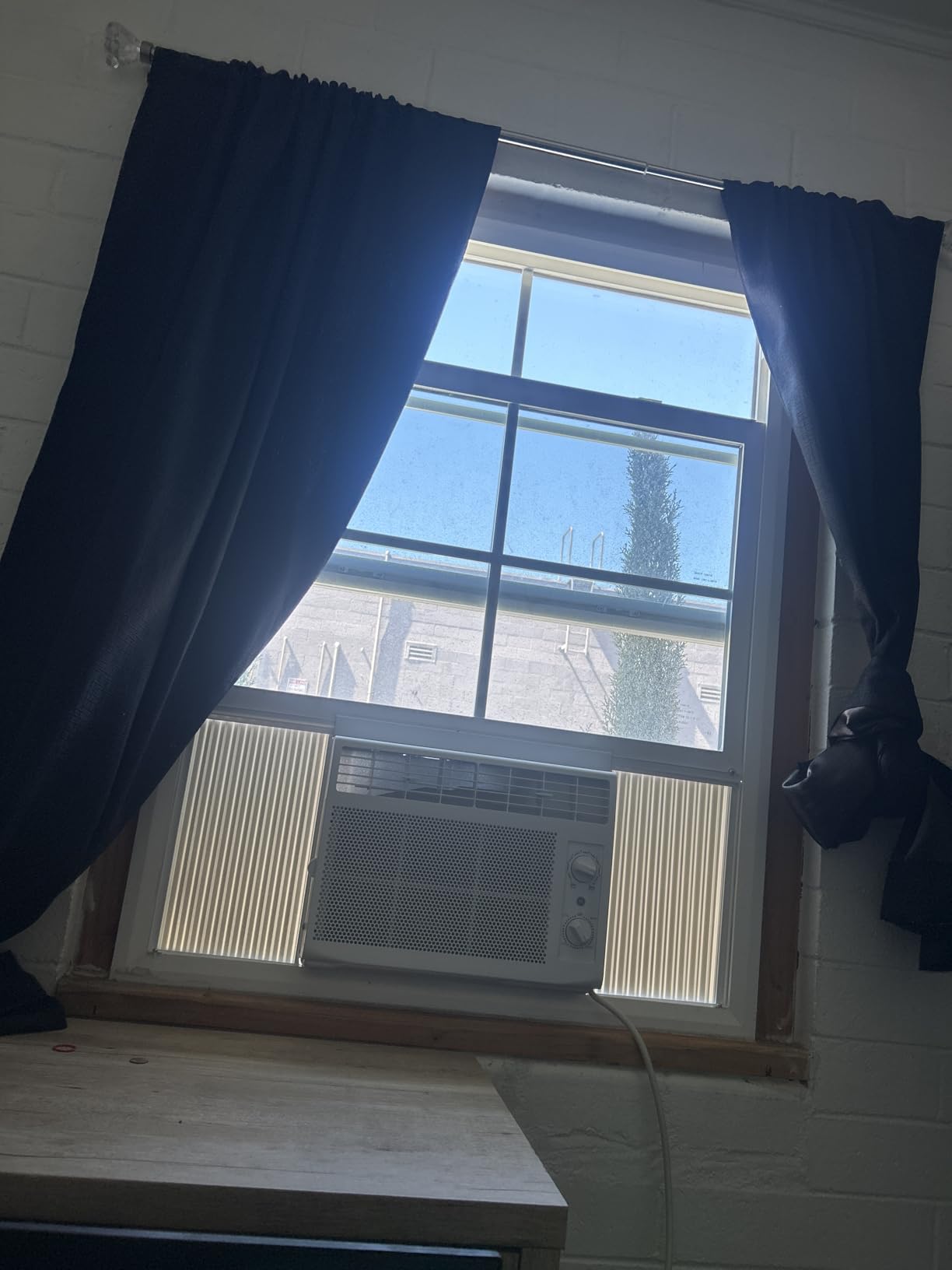 GE Window Air Conditioner 5,000 BTU AC Unit for Small Spaces up to 150 sq ft with Manual Controls & 2 Cooling Modes, Easy Install Kit, White customer photo 1