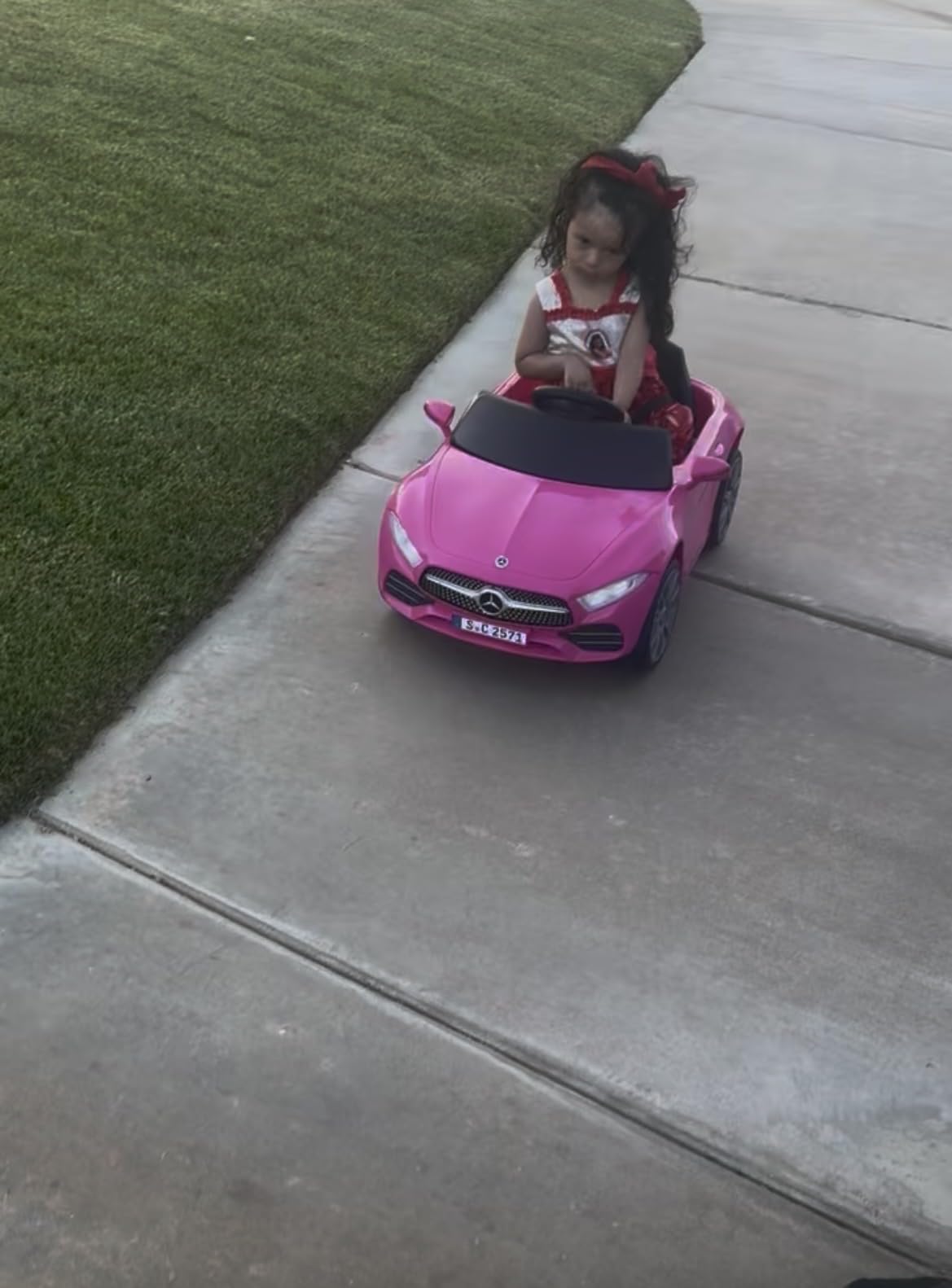 Licensed Mercedes-Benz CLS 350 12V Ride On Car Truck for Kids | Ride on Toys for Toddlers w/Parent Control, Spring Suspension, Power Wheels for Girls w/Bluetooth, Music, LED Lights (Pink) customer photo 1