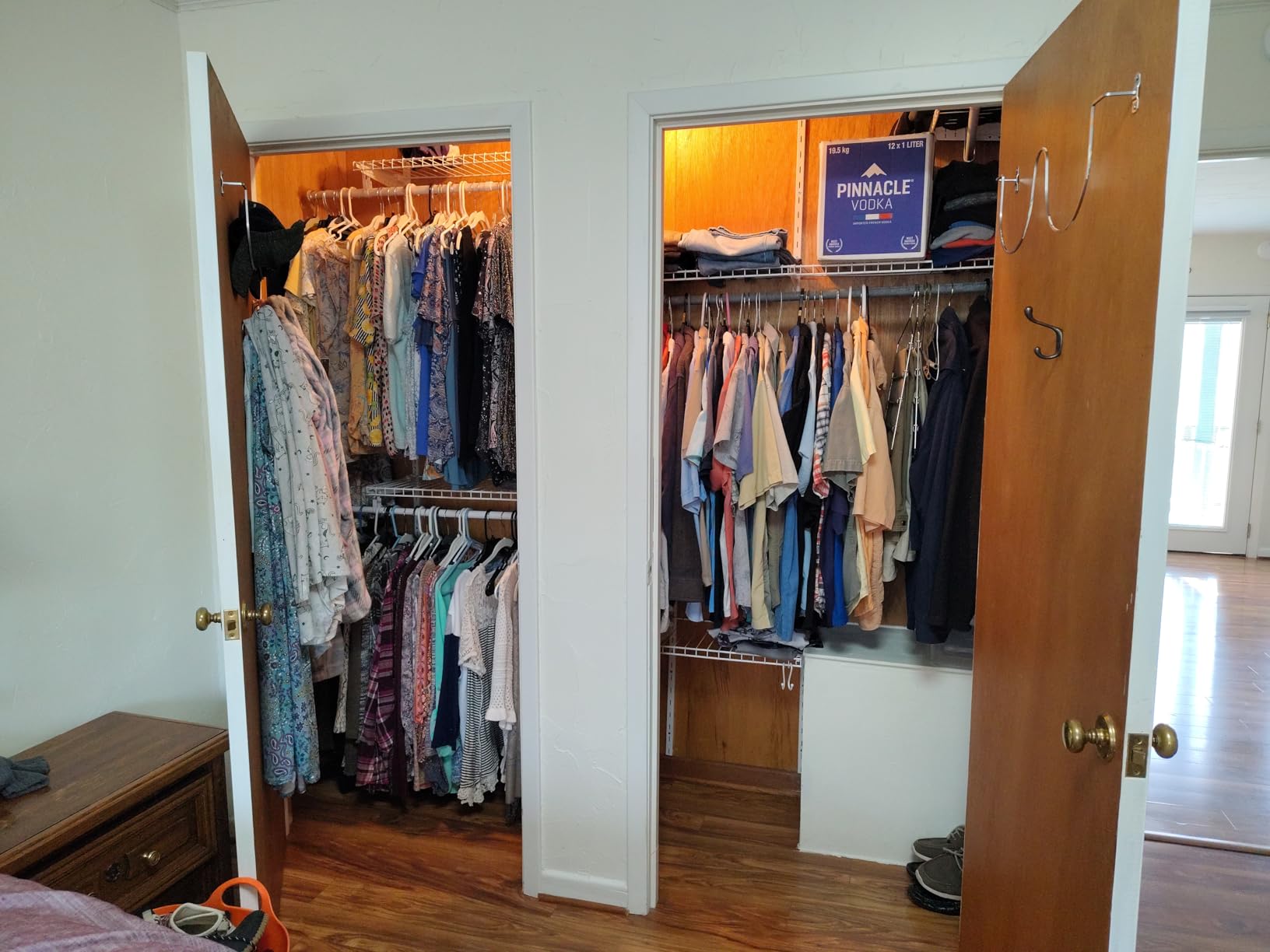 SONGMICS HOME Closet System, Closet Insert Organizer, 4-6 ft, Adjustable Metal Shelving Unit with 6 Hanging Rods, 6 Shelves, and Hooks, for Pantry Mudroom Garage Basement, Cloud White URGR032W01 customer photo 2