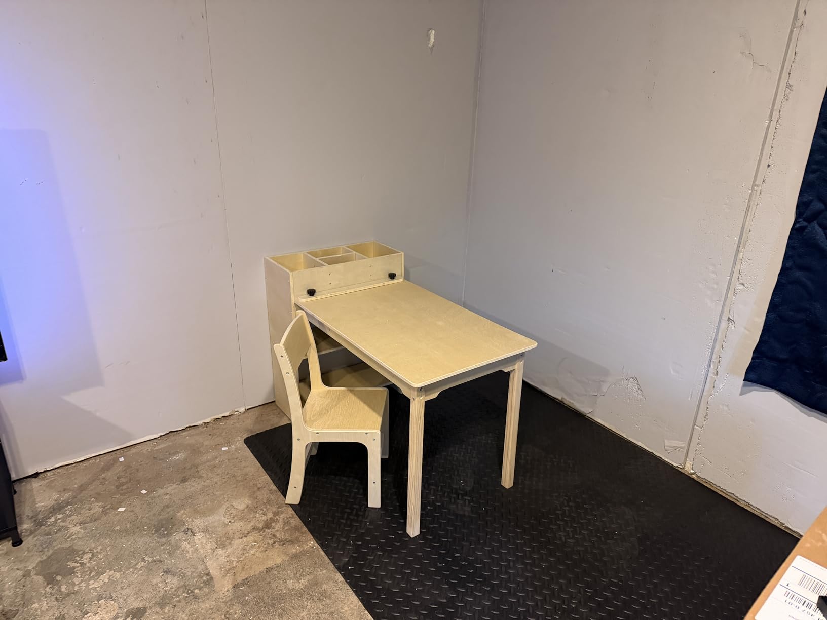 bbgroundgrm Kids Art Table and Chair Set, Birch Wooden Activity Craft Table, Kids Drawing Table, Toddler Desk with Storage and 1 Chair customer photo 2