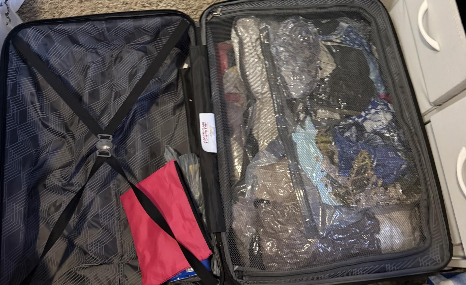 Vacbird Travel Vacuum Bags with Rechargeable Pump, Carry-On Space Saver | See Contents Easily with Transparent Bags, 1500mAh Pump Compresses 90+ Bags, Carry-On Size for Easy Travel Packing customer photo 1
