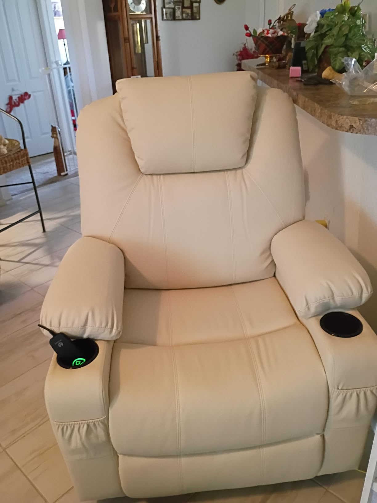 MCombo Oversized Power Lift Recliner Chair for Elderly, Big and Tall R7510 | Wide Seat, Heat and Massage, Breathable Faux Leather, USB & Type-C Ports, Cup Holders customer photo 2