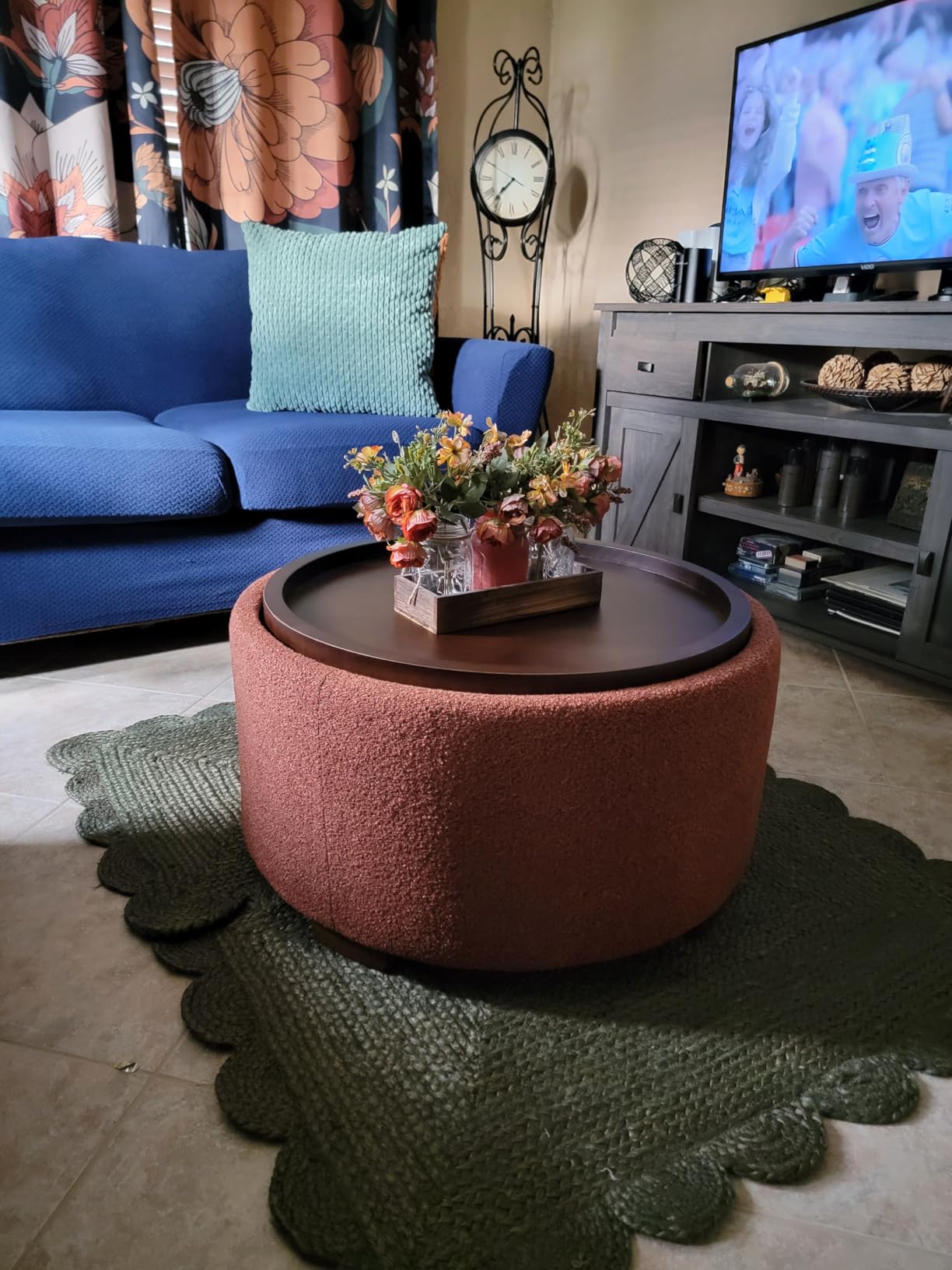 Zihanhome 30 Inch Round Storage Ottoman Coffee Table, Ottoman Coffee Table with Lift Off Lid, Boucle Modern Ottomans with Storage for Living room, Bedroom, Apartments (Beige) customer photo 1