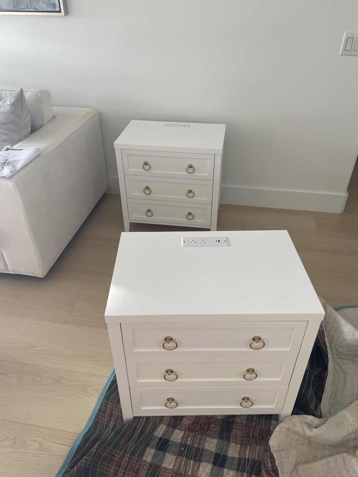 Huuger Night Stand with Charger Station and USB-C Port, 3 Drawer Nightstand | Larger Wider Bedside Table, Modern Side End Table, for Bedroom, Living Room, White Nightstand customer photo 1