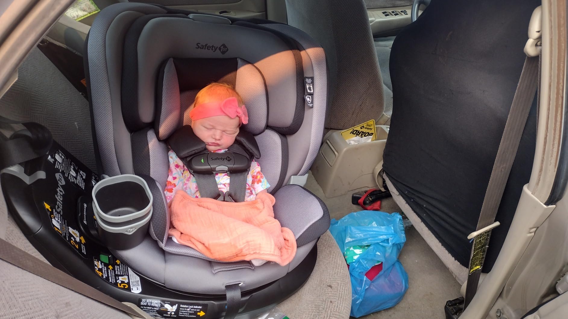 Safety 1st Turn and Go 360 DLX 360 Car Seat, Rotating All-in-One Convertible Car Seat, Stonington customer photo 1